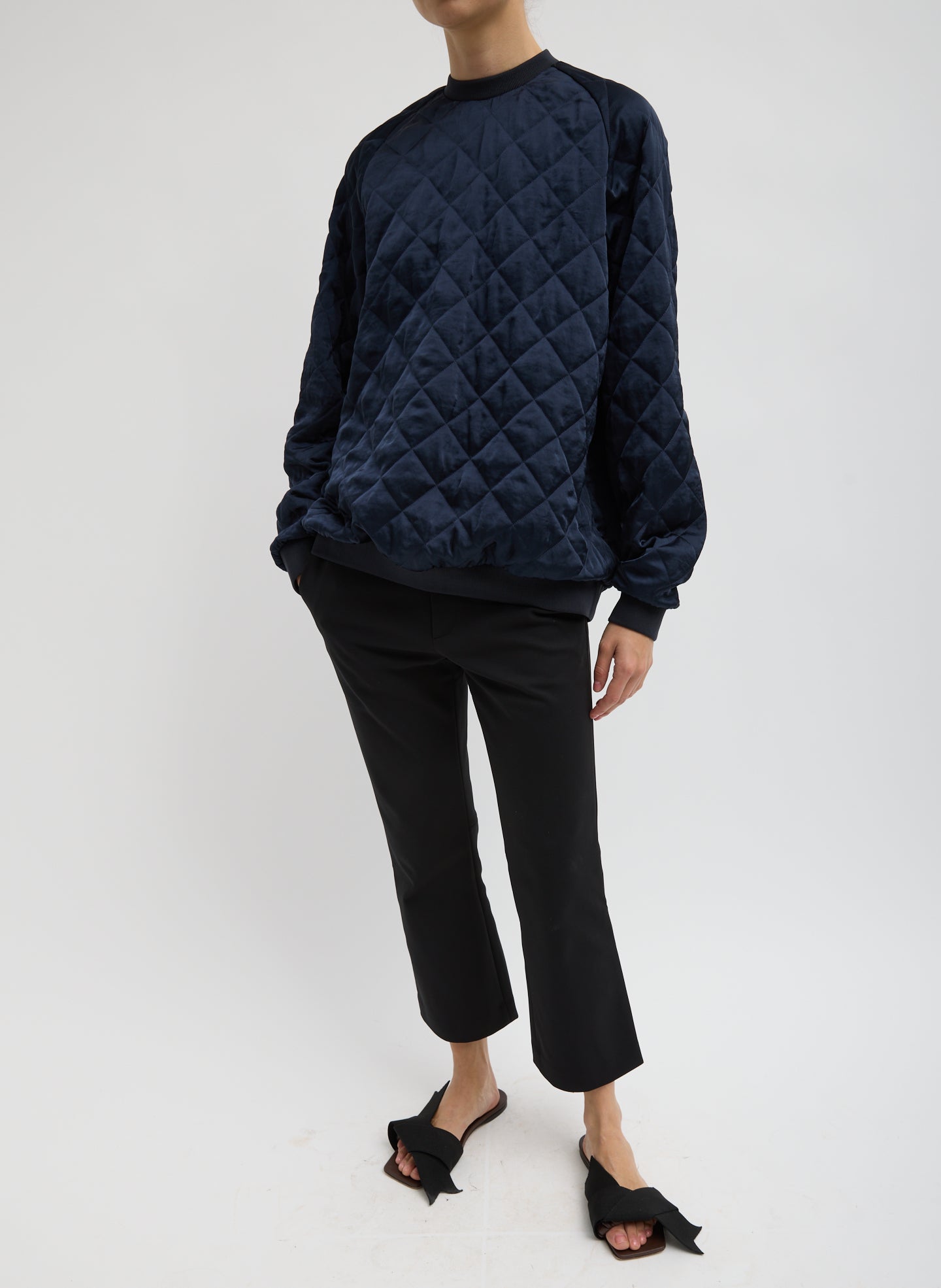 COZY QUILTING SWEATSHIRT