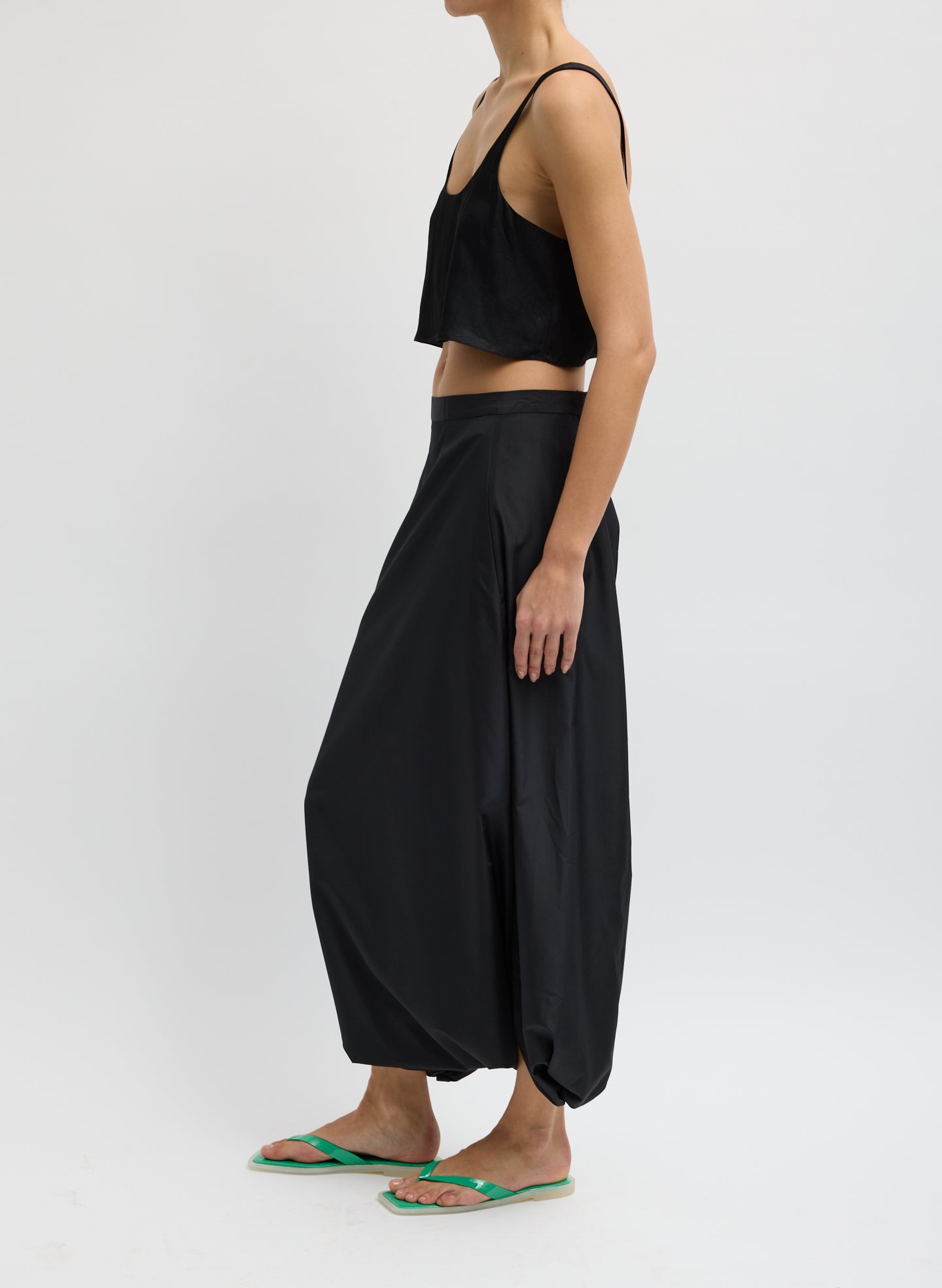 SUMMER ACETATE CRINKLE CROPPED TANK