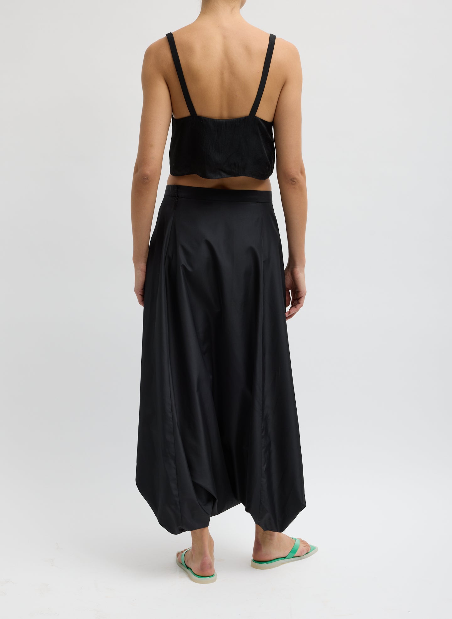 SUMMER ACETATE CRINKLE CROPPED TANK