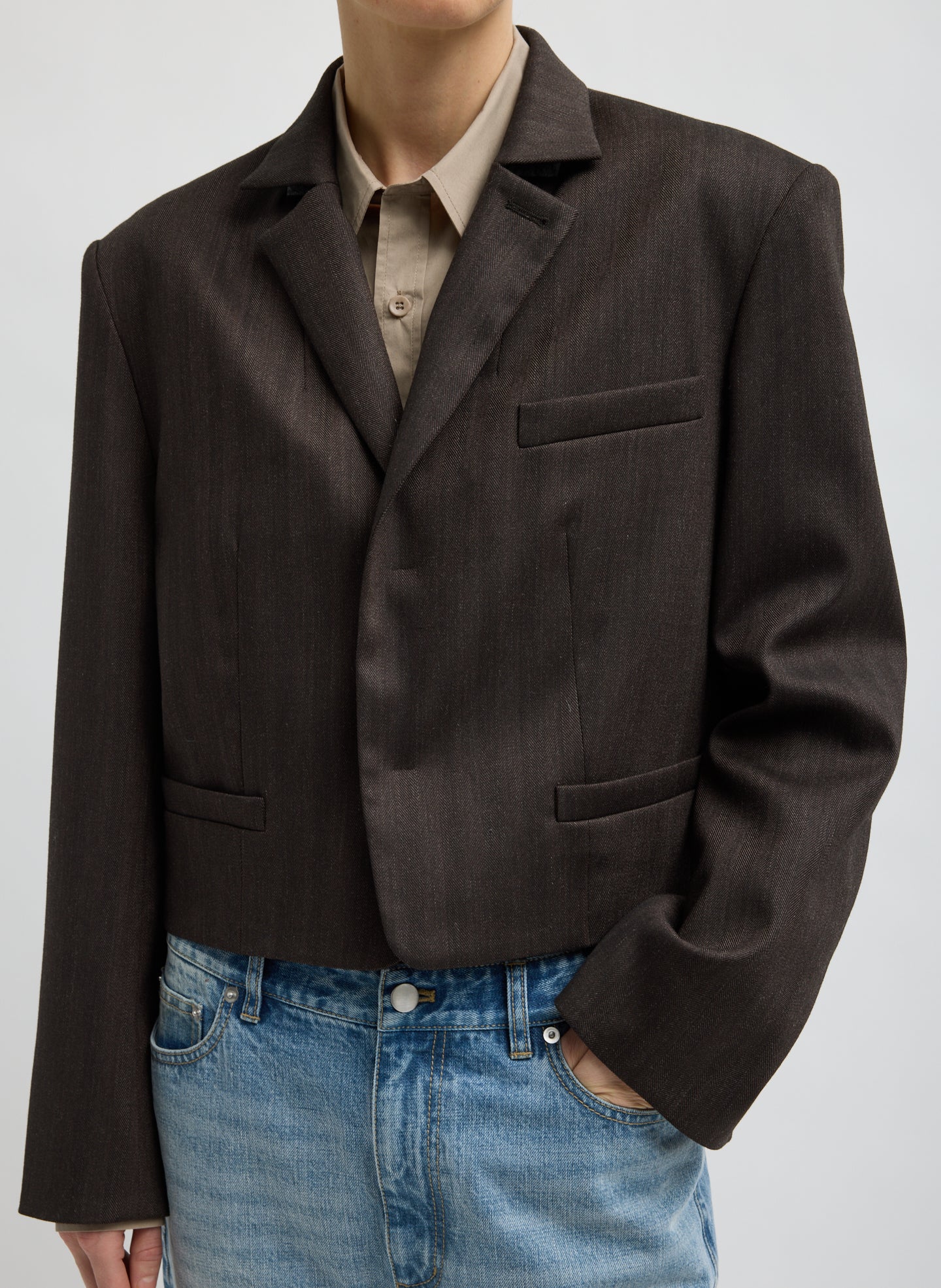 HERRINGBONE SUITING CROPPED BLAZER