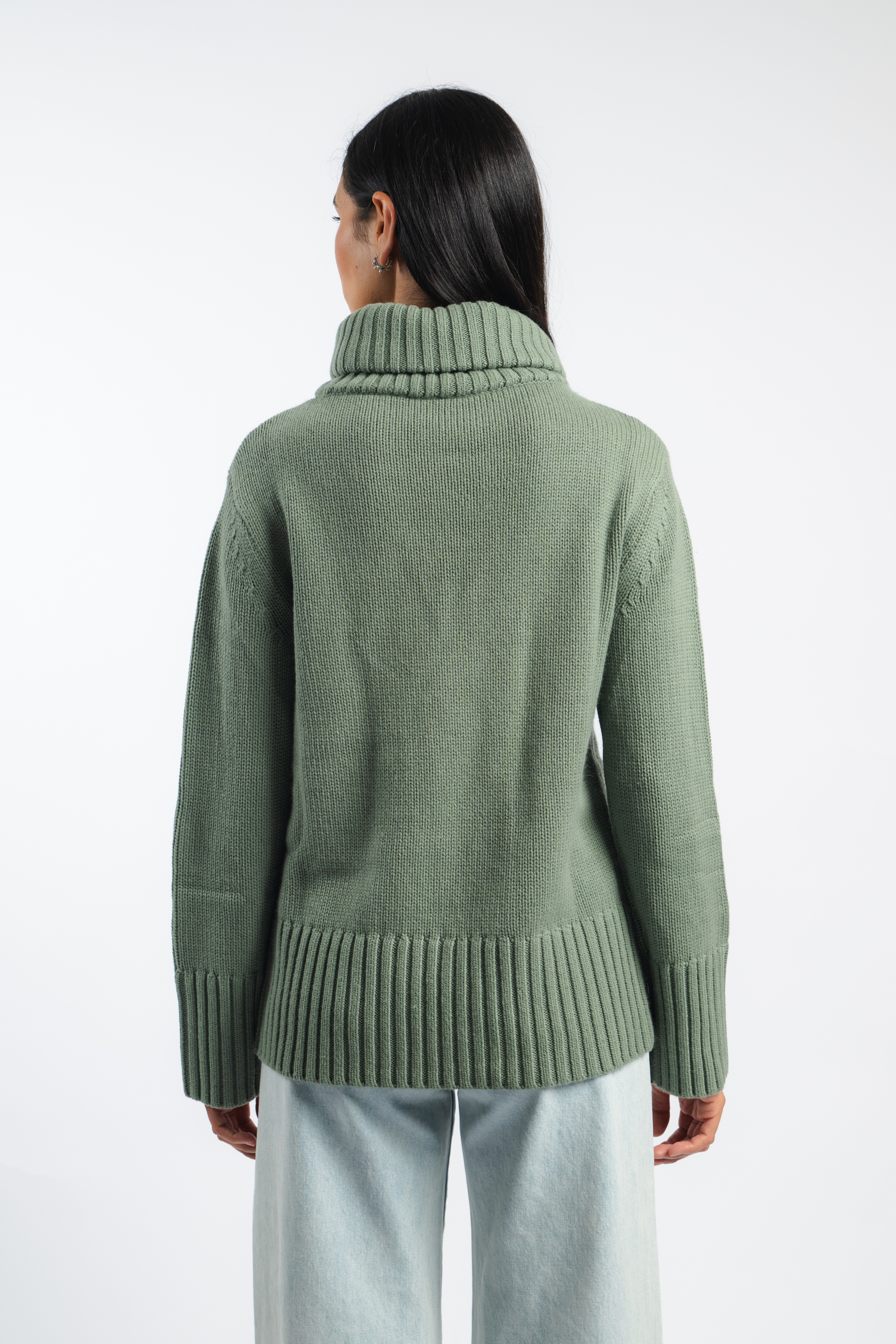 Cashmere Oversized Turtleneck in Celadon
