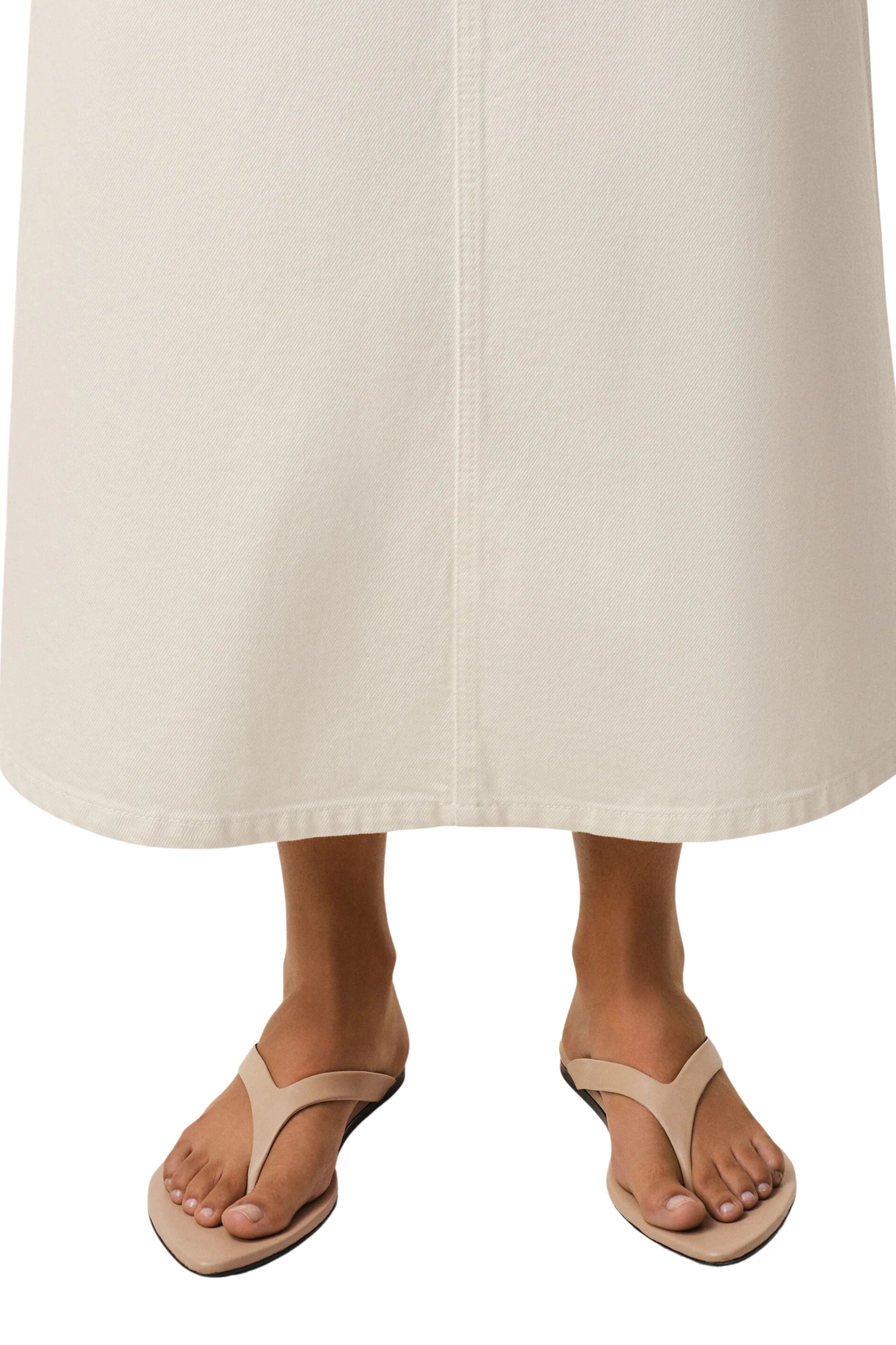 Pointed Toe Flip Flops - Beige