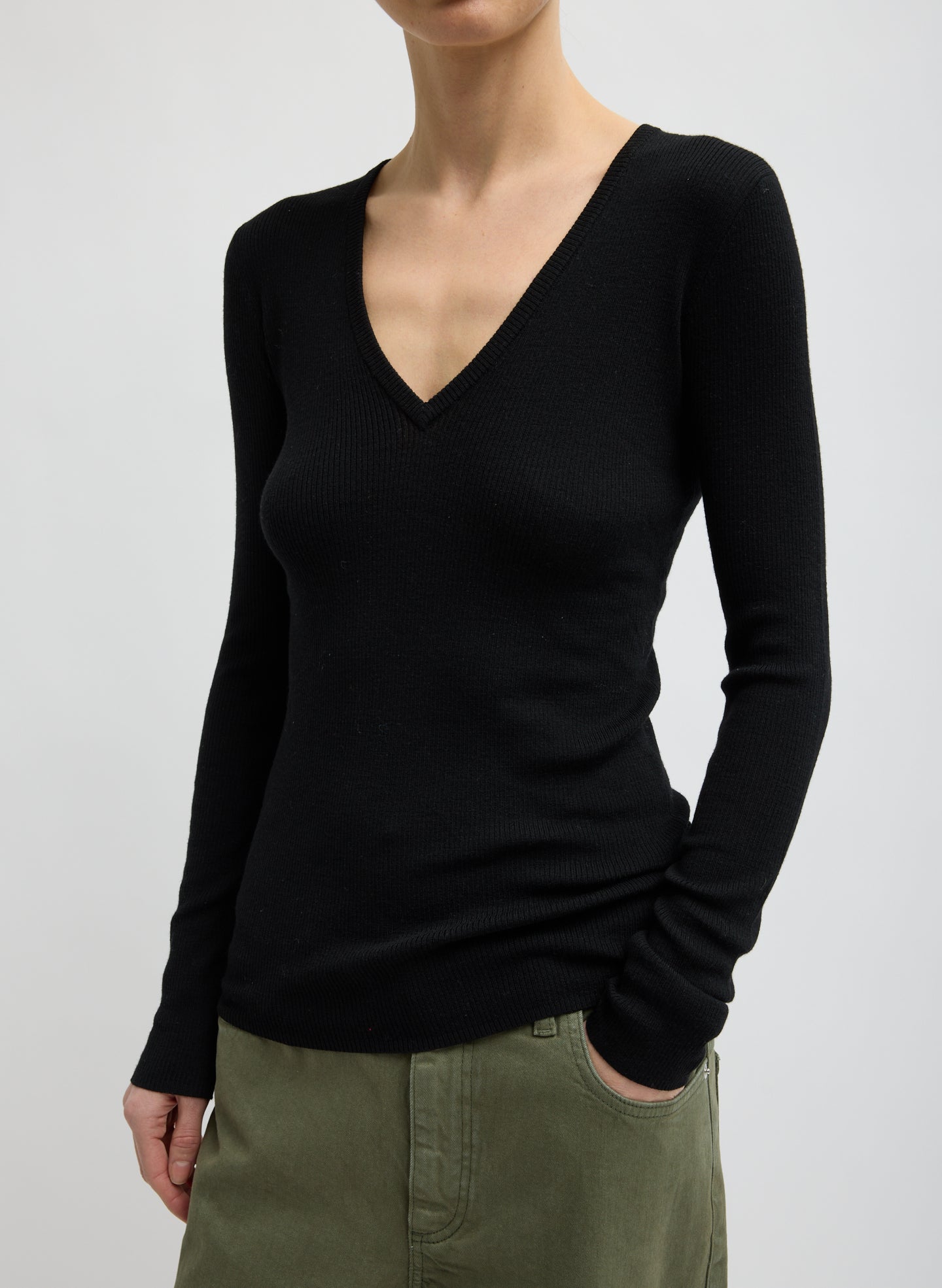 FEATHER WEIGHT RIBBED SWEATER VNECK PULLOVER