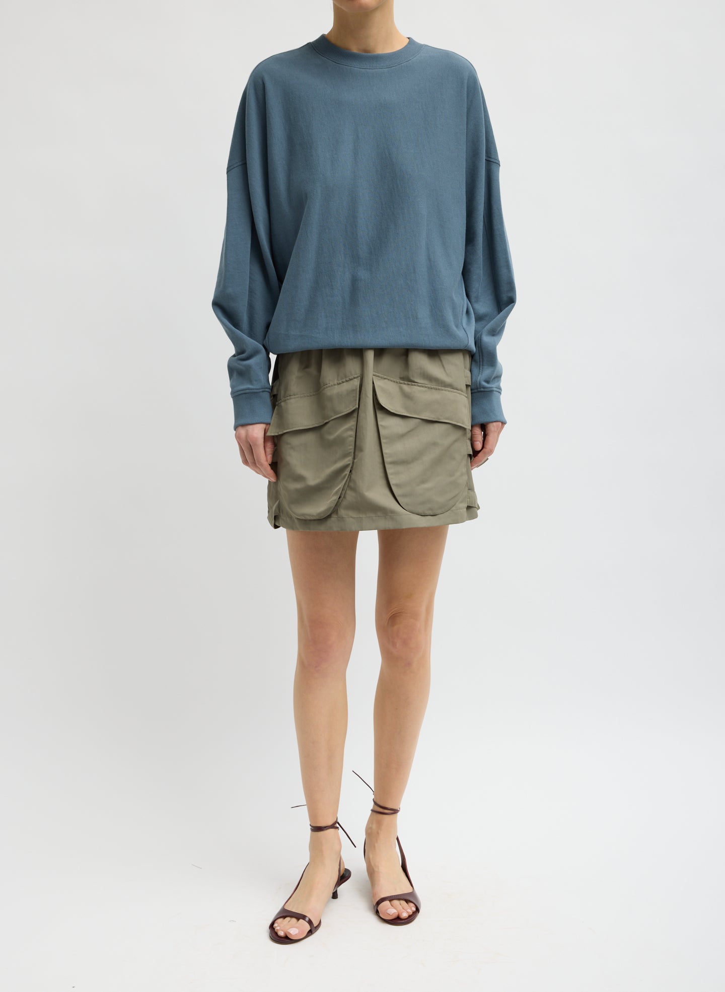 LIGHT WEIGHT SWEATSHIRTING CREWNECK SWEATSHIRT