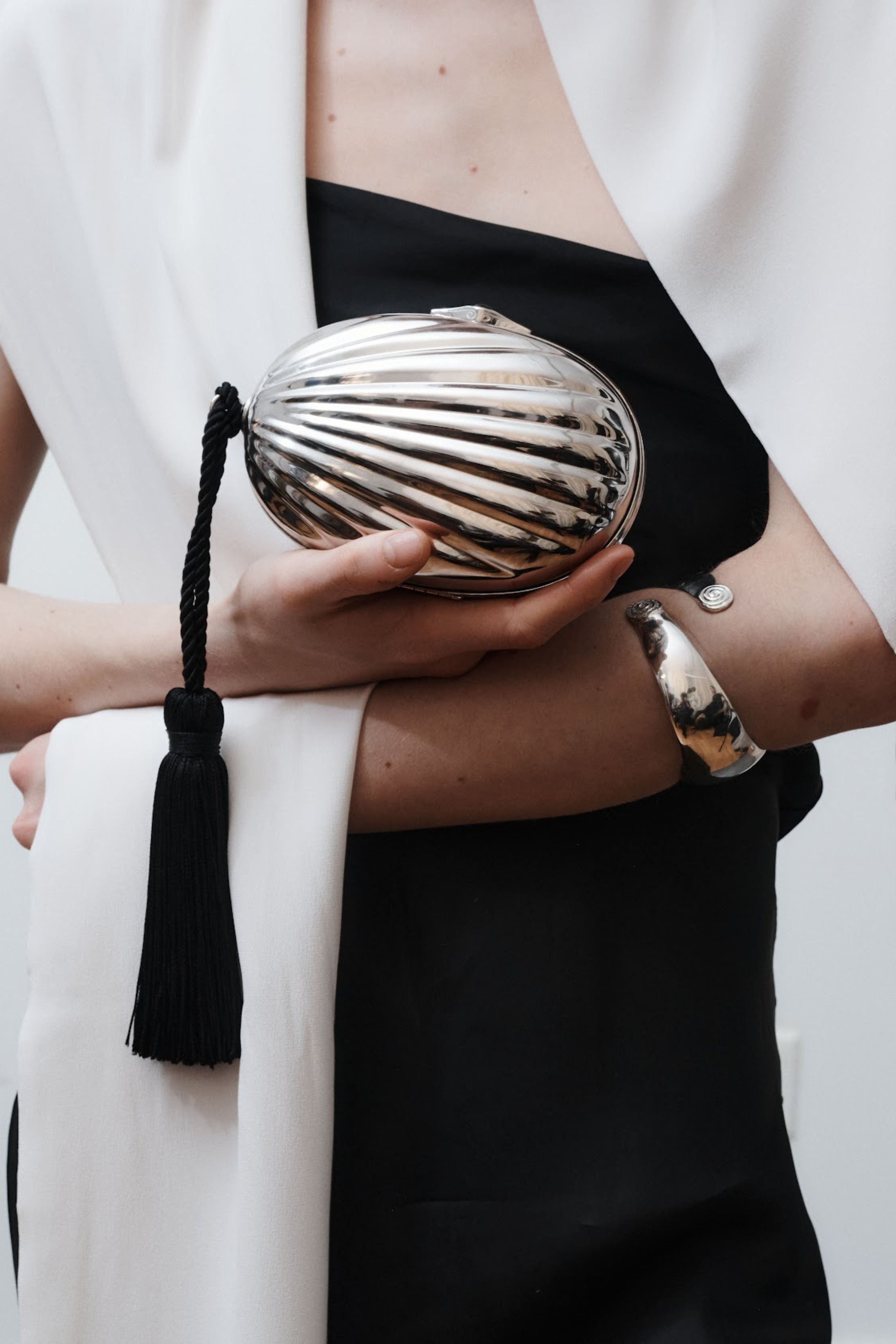 Petra Clutch in Silver