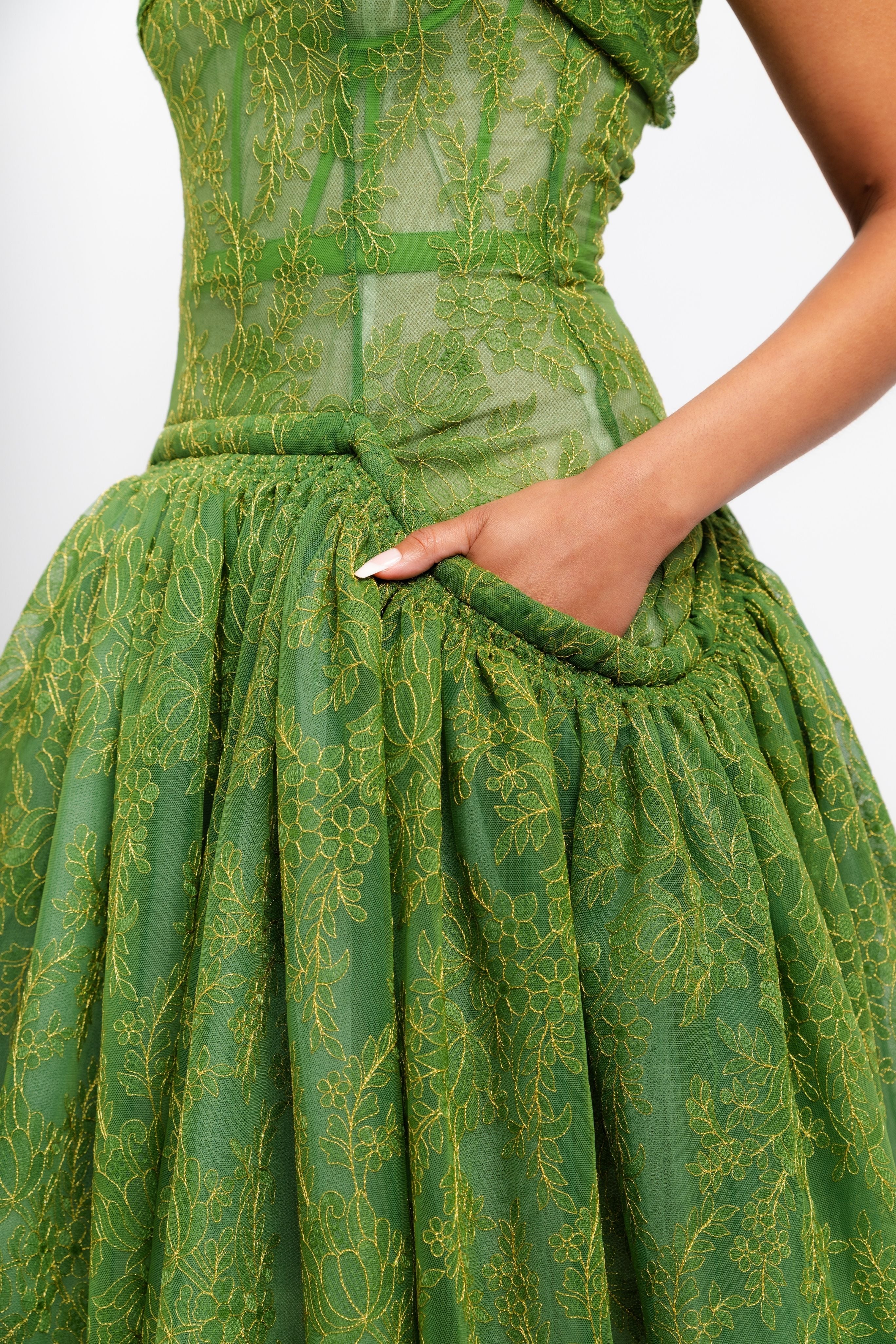Sleeveless Full Skirt Midi Dress