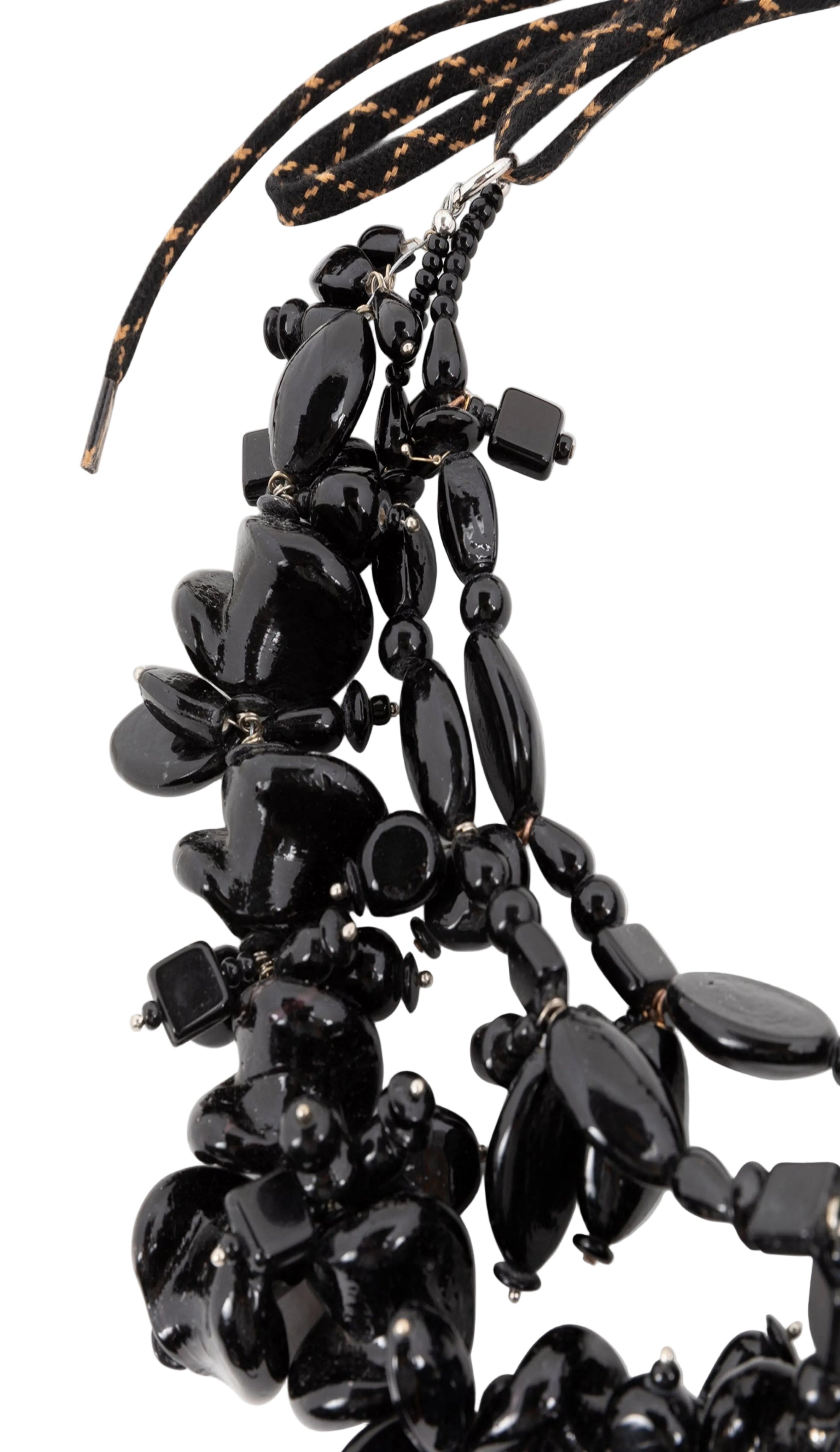 09230-NECKL.W261-2020 Q.048 NECKL.