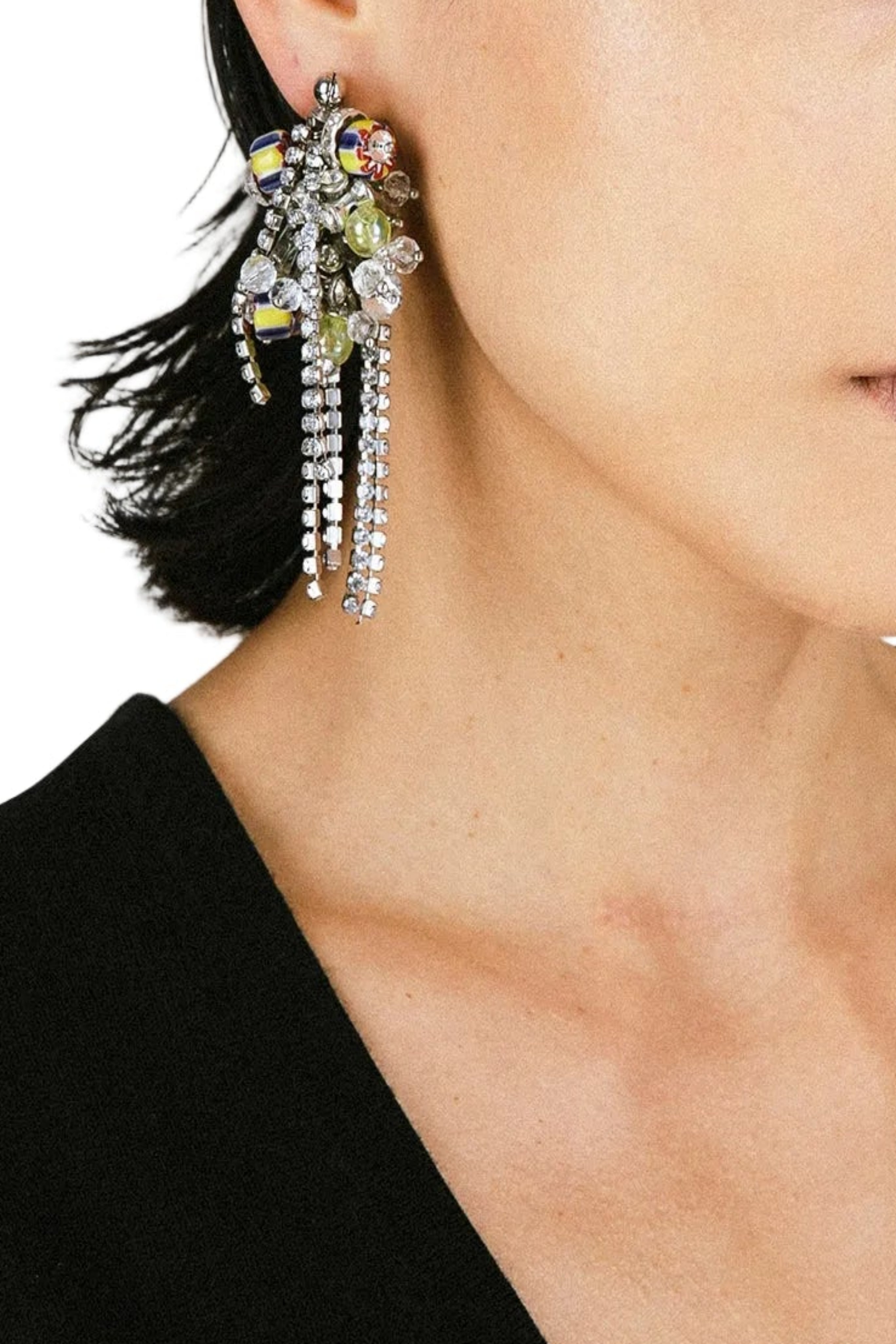 09060-EAR.W261-1310 Q.046 EARRING