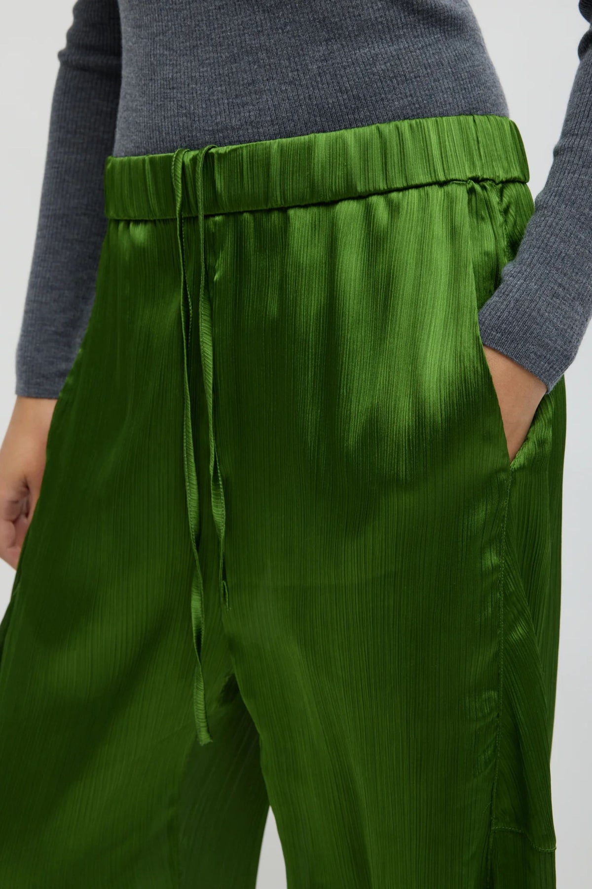 Matte Satin Plisse Winslow Pant - Green