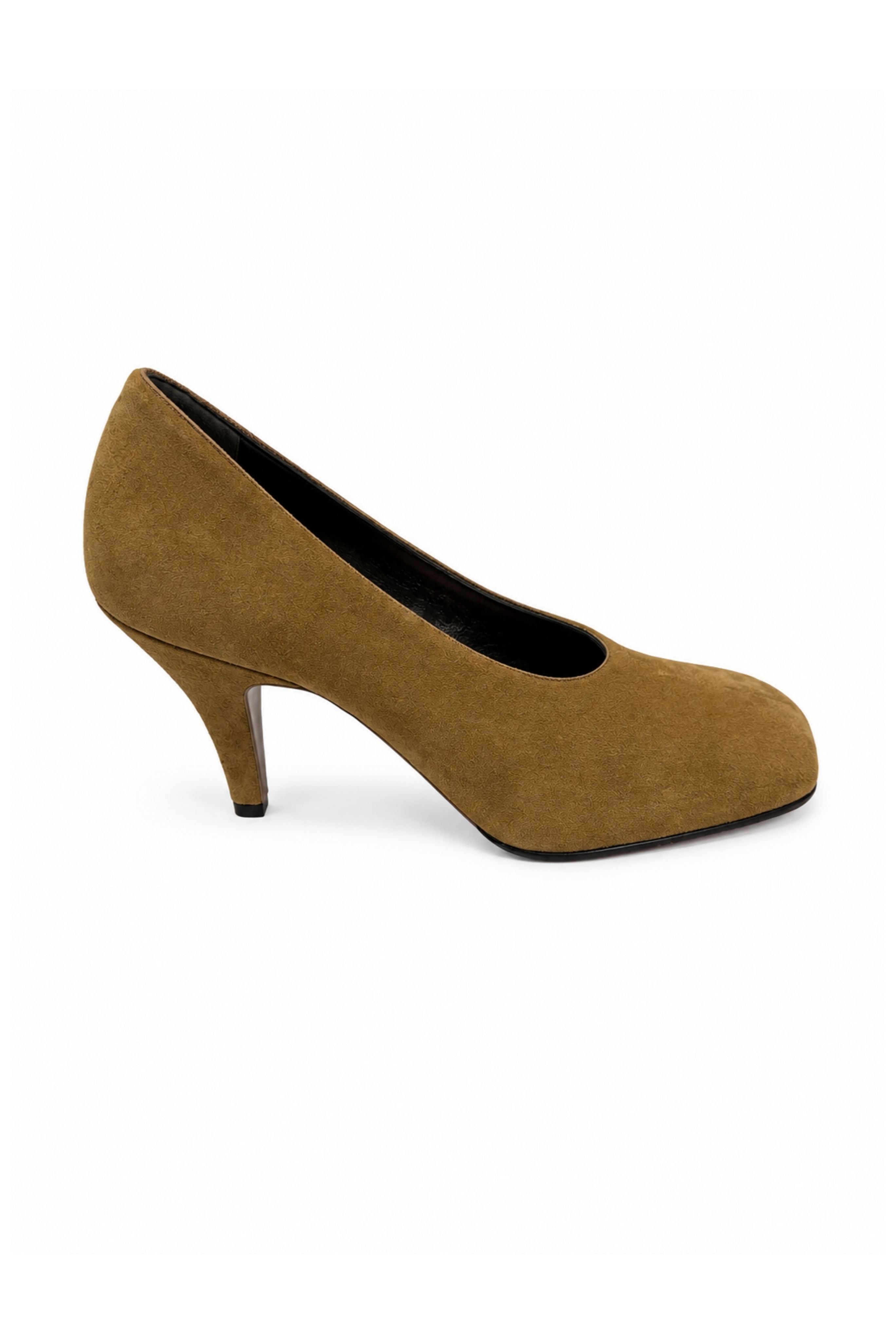 Soft Pump in Caramel