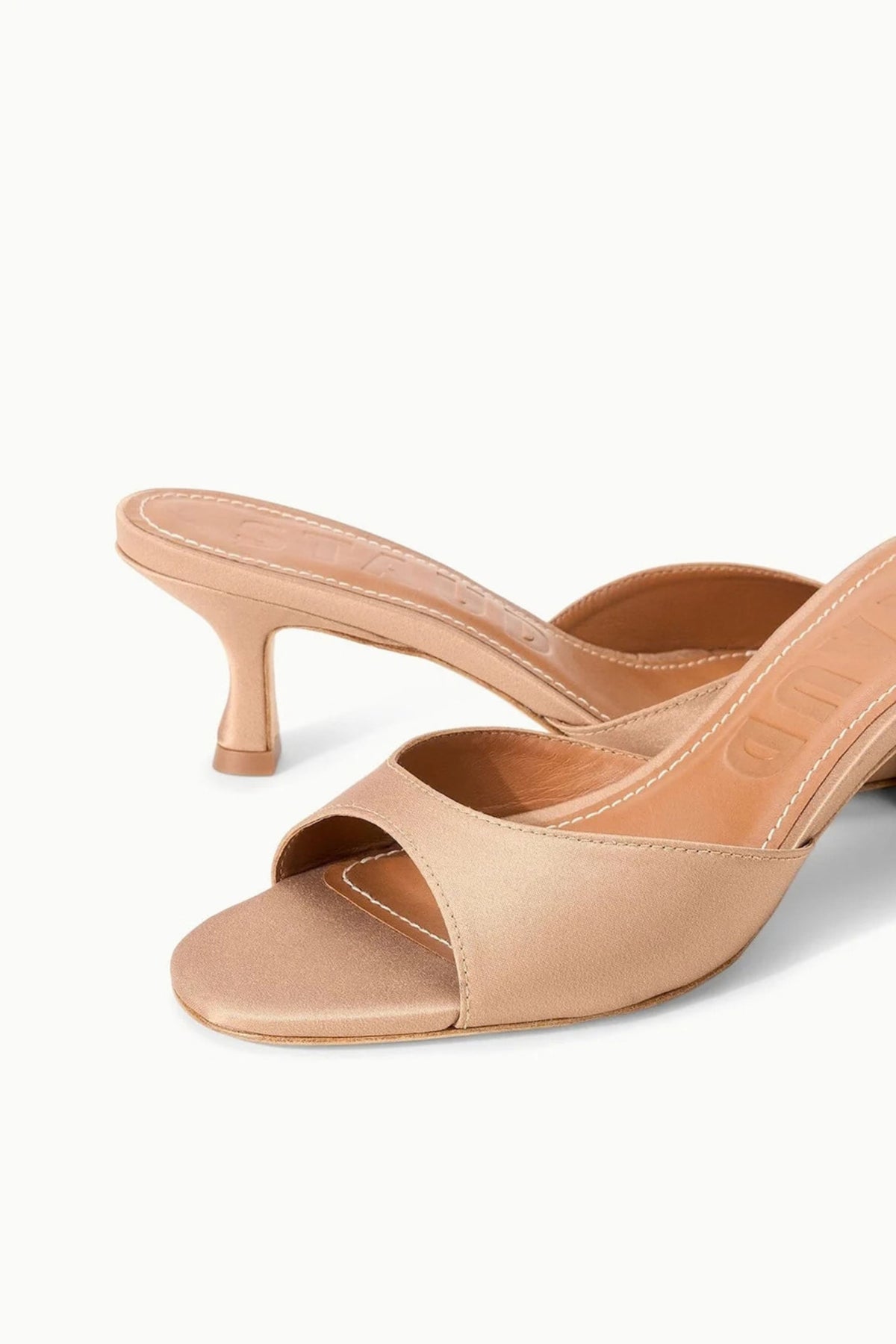 Brigitte Mule - Cashew