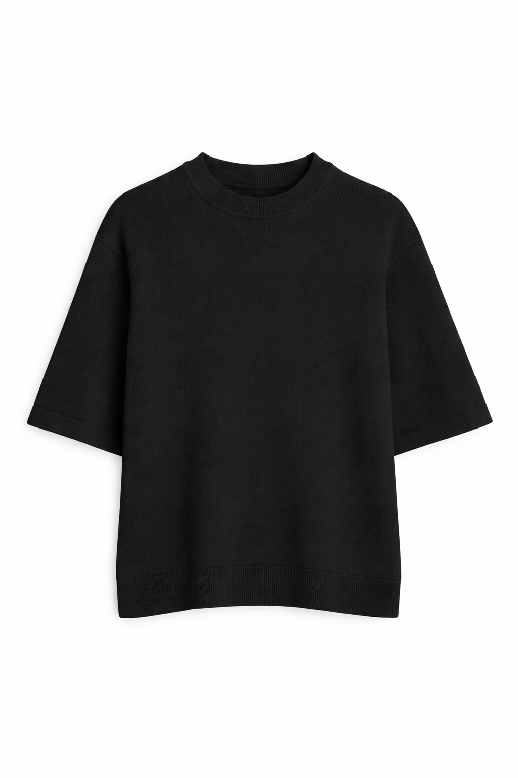 Tee Pullover in Black