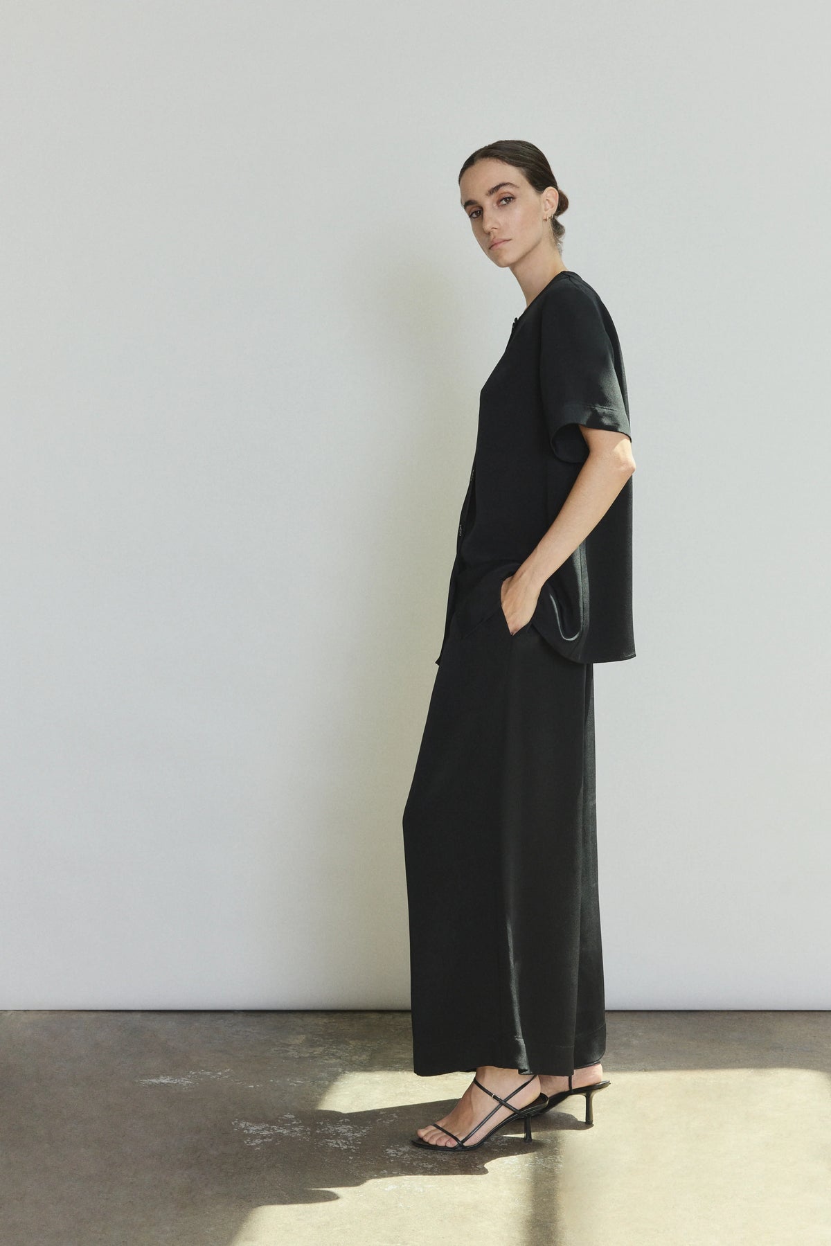 Jette Silk Crepe Tee - Black