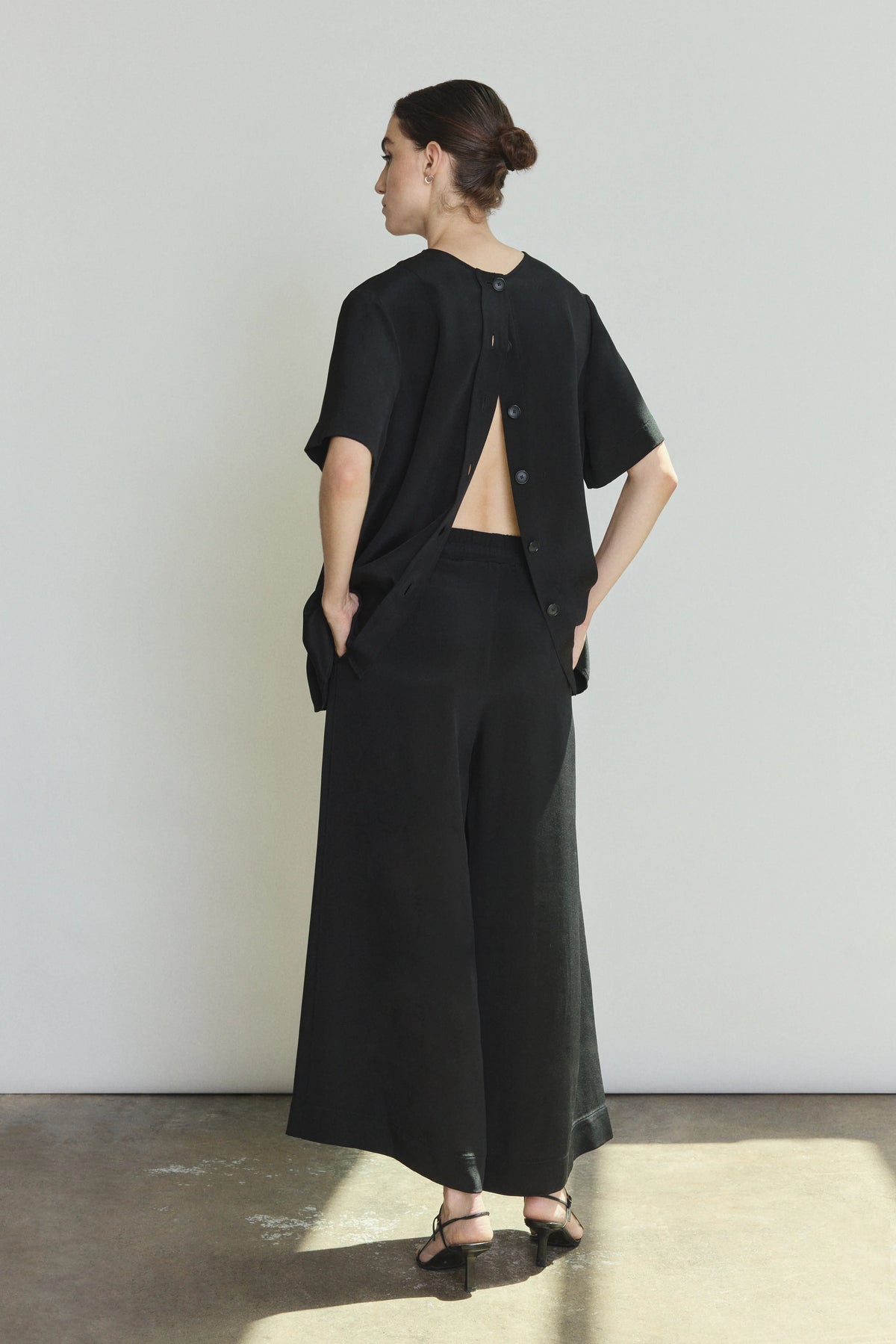Jette Silk Crepe Tee - Black