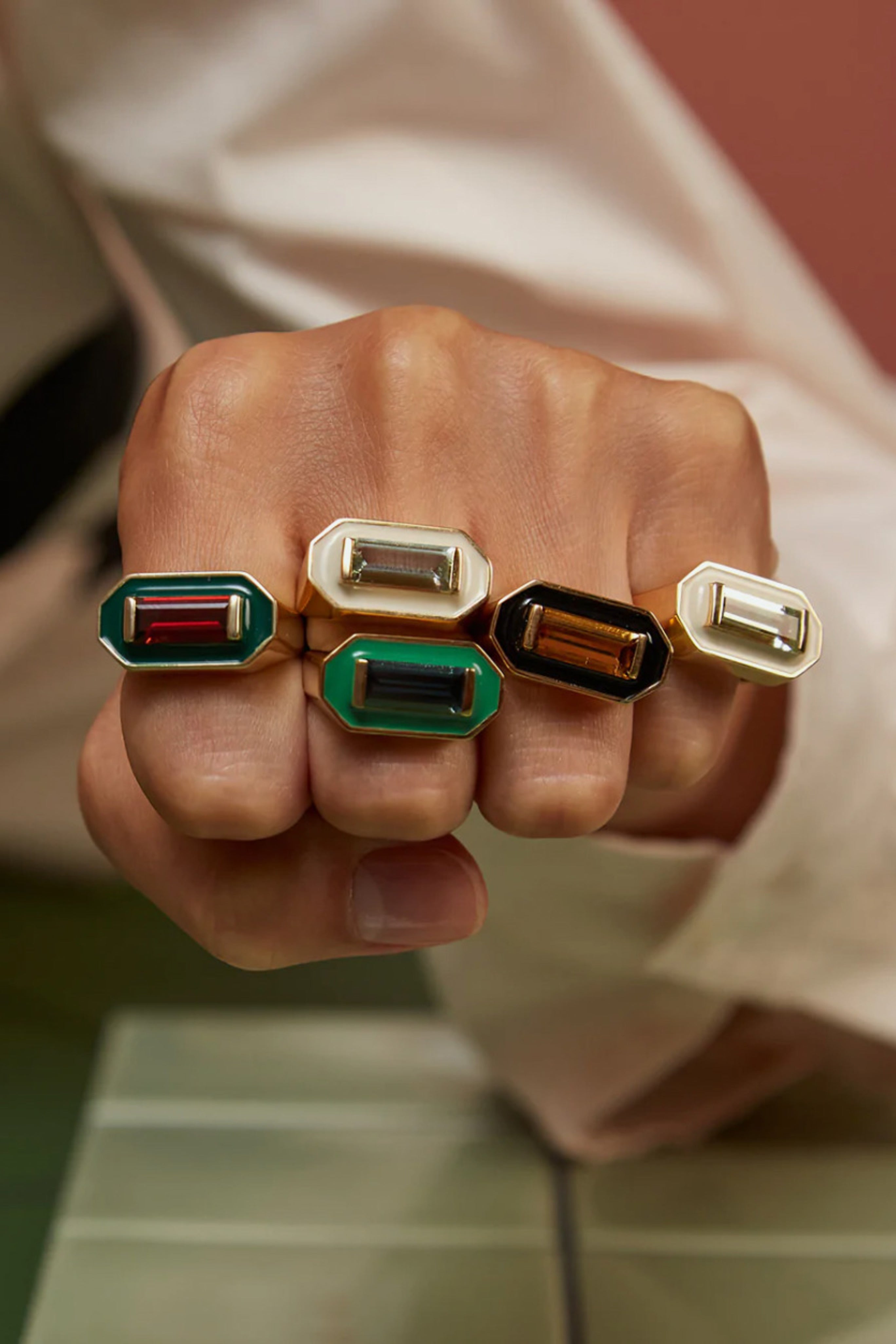 Deco Maxi Baguette Ring - Deep Black