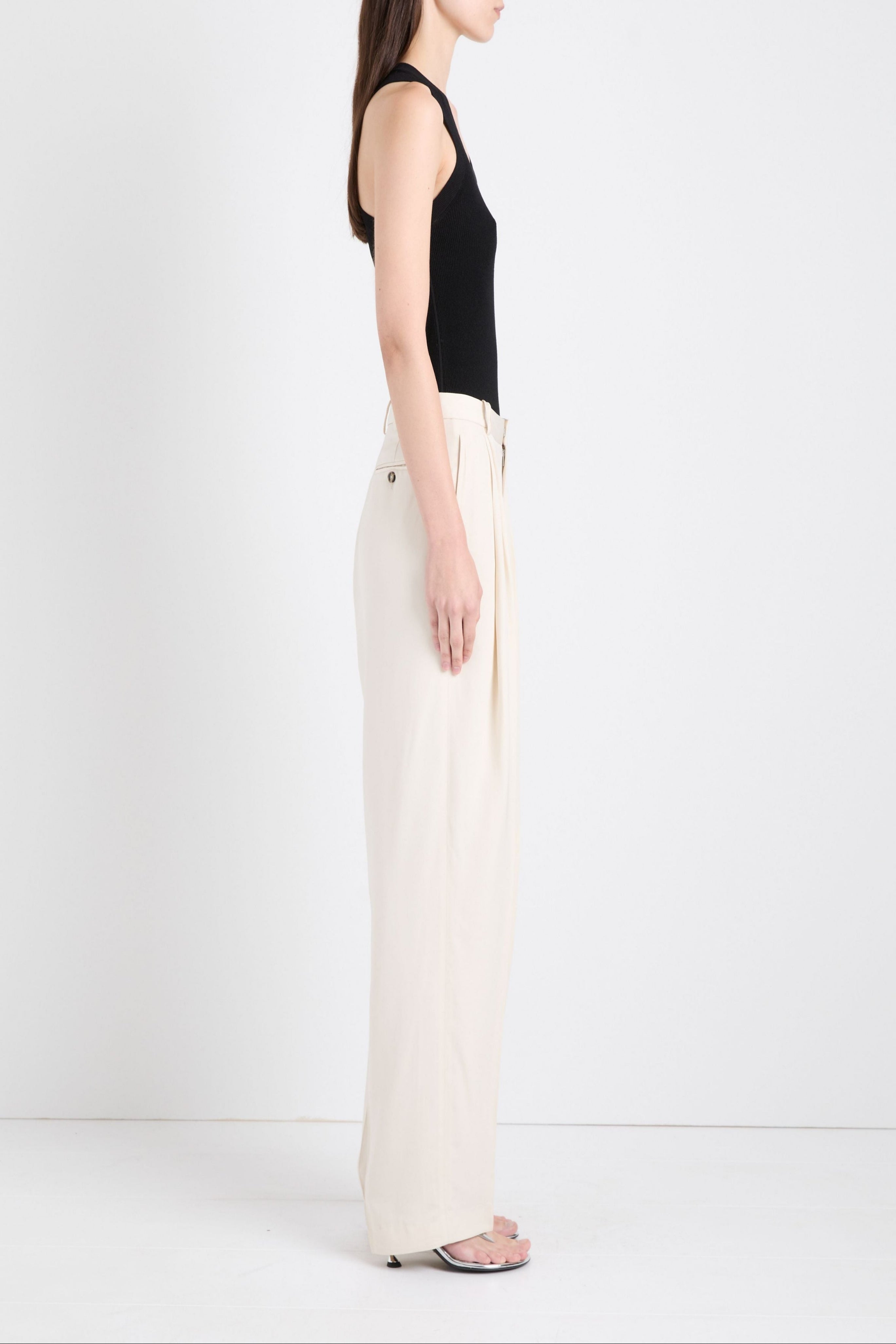 Roberts Tank in Matte Viscose Rib