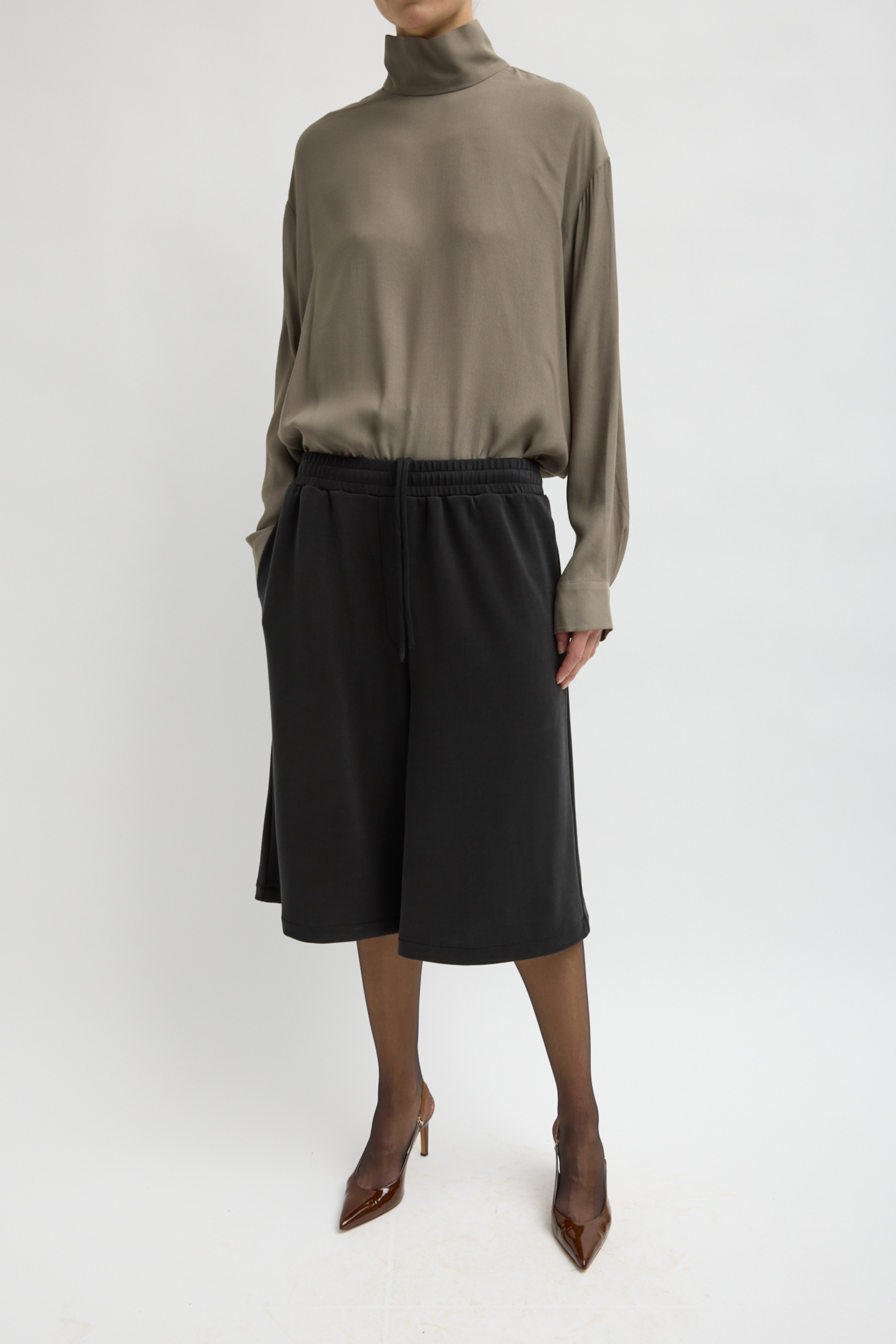 Feather Weight Eco Crepe Funnel Neck Shirt