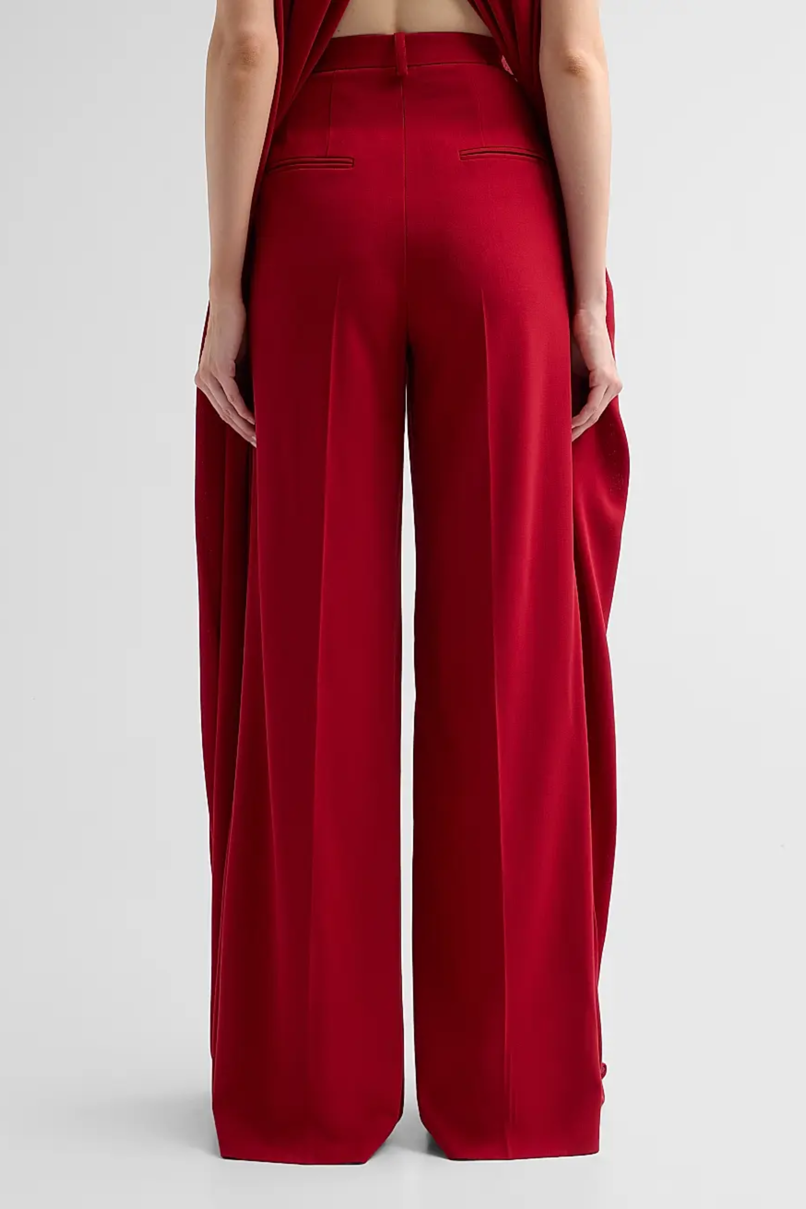 Pleated Slouch Trouser