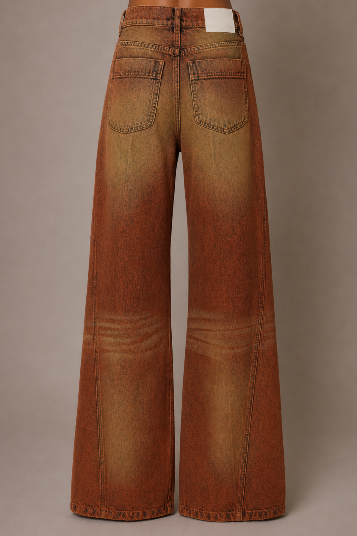 Windowbleached Straight Leg Jean