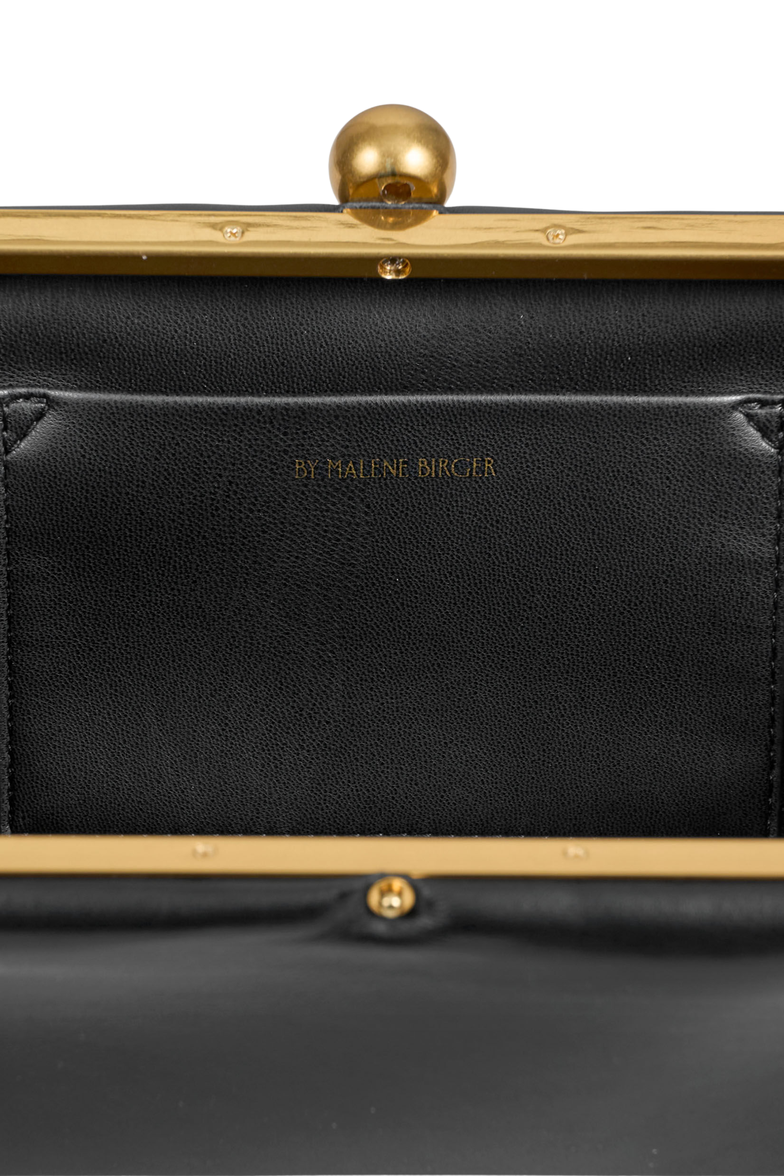 Ellon Nappa Clutch