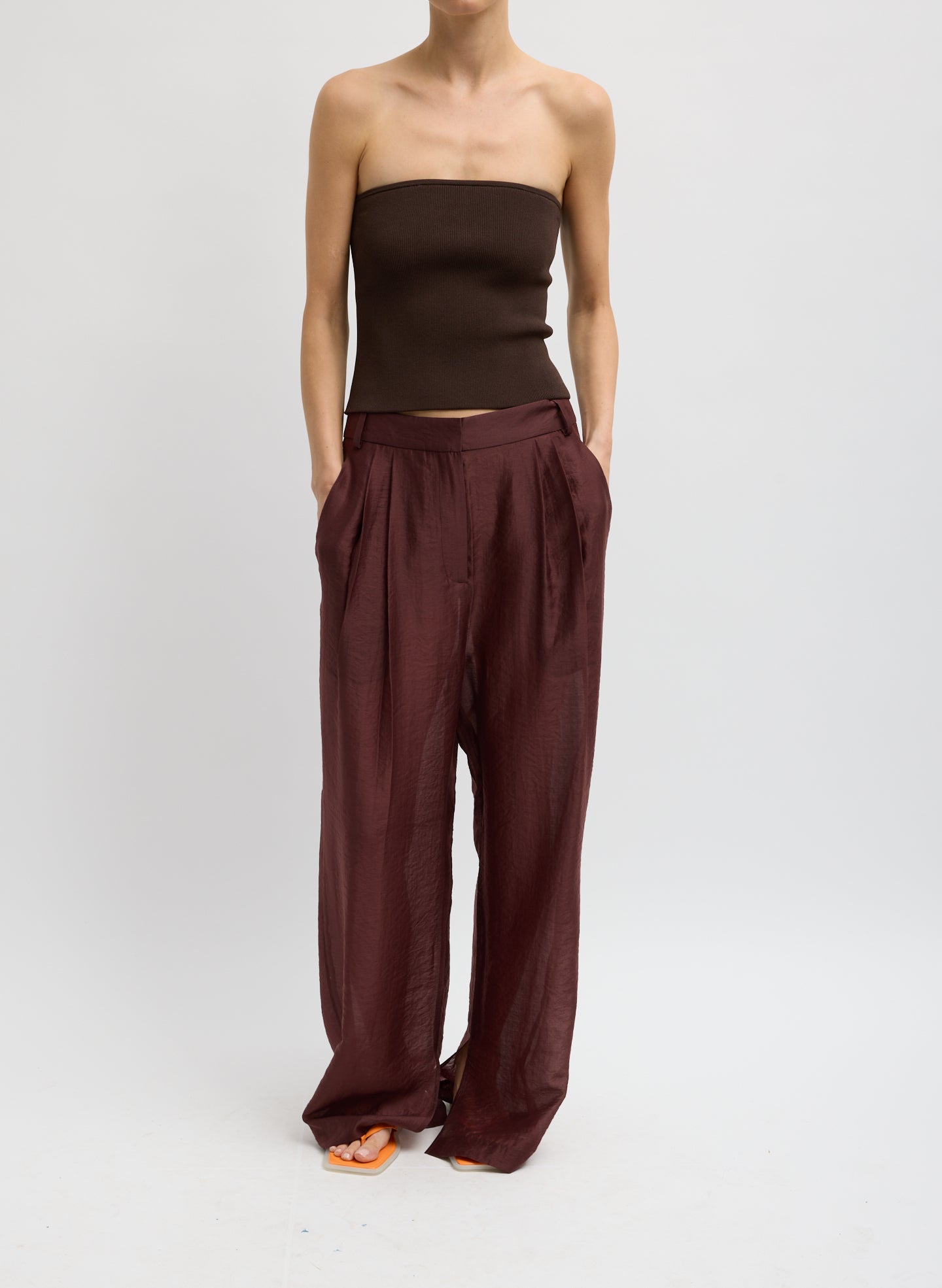 RIBBED SWEATER TUBE TOP