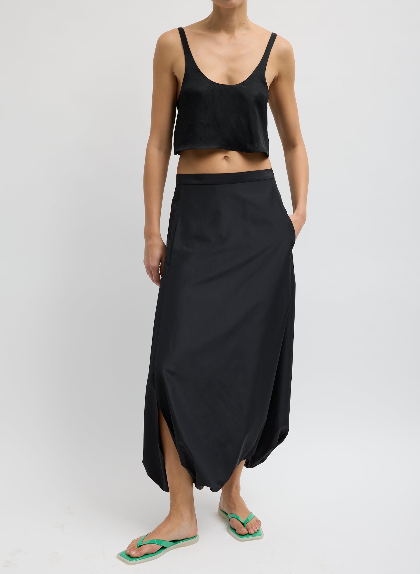 SUMMER ACETATE CRINKLE CROPPED TANK