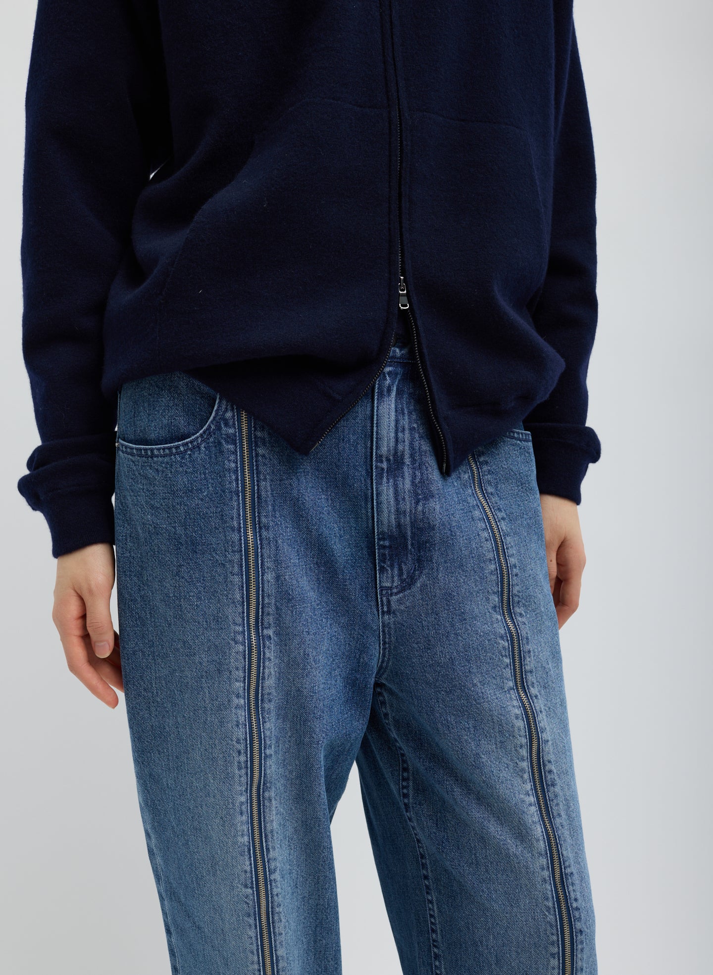 ZIPPERED DENIM JOGGER