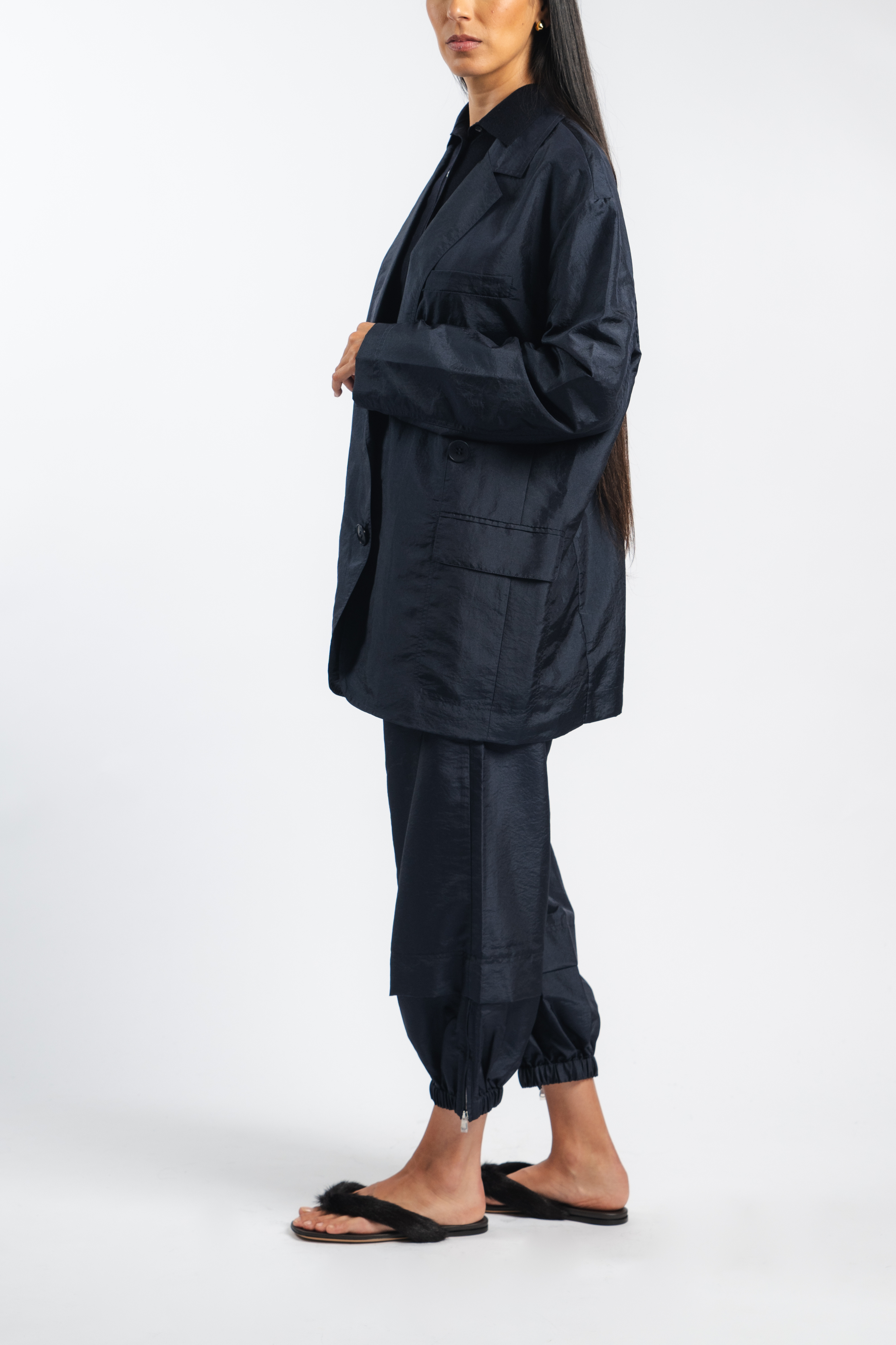 Crispy Nylon Wilt Pull On Jogger