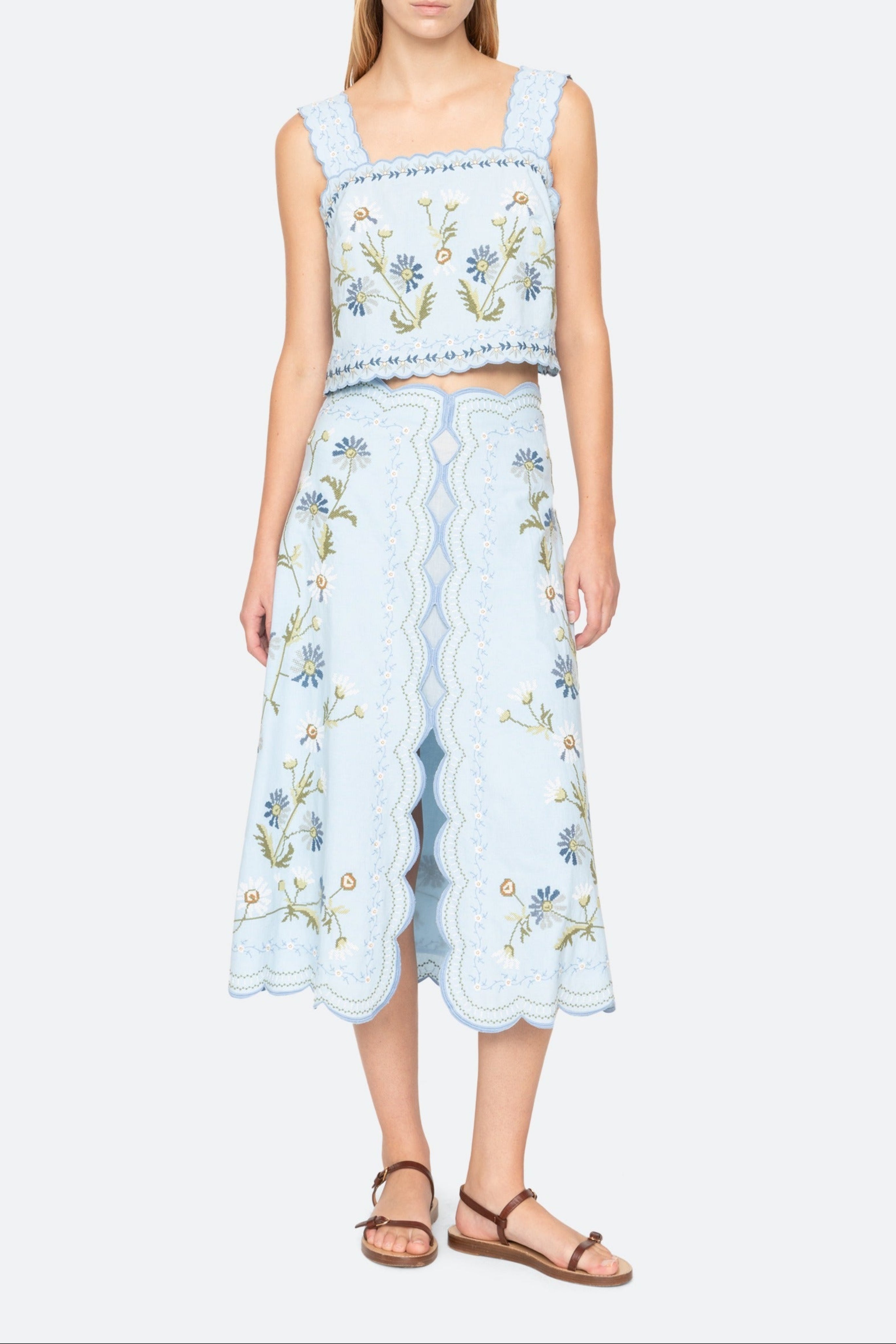 AUDRA EMBROIDERY TANK TOP (D2)