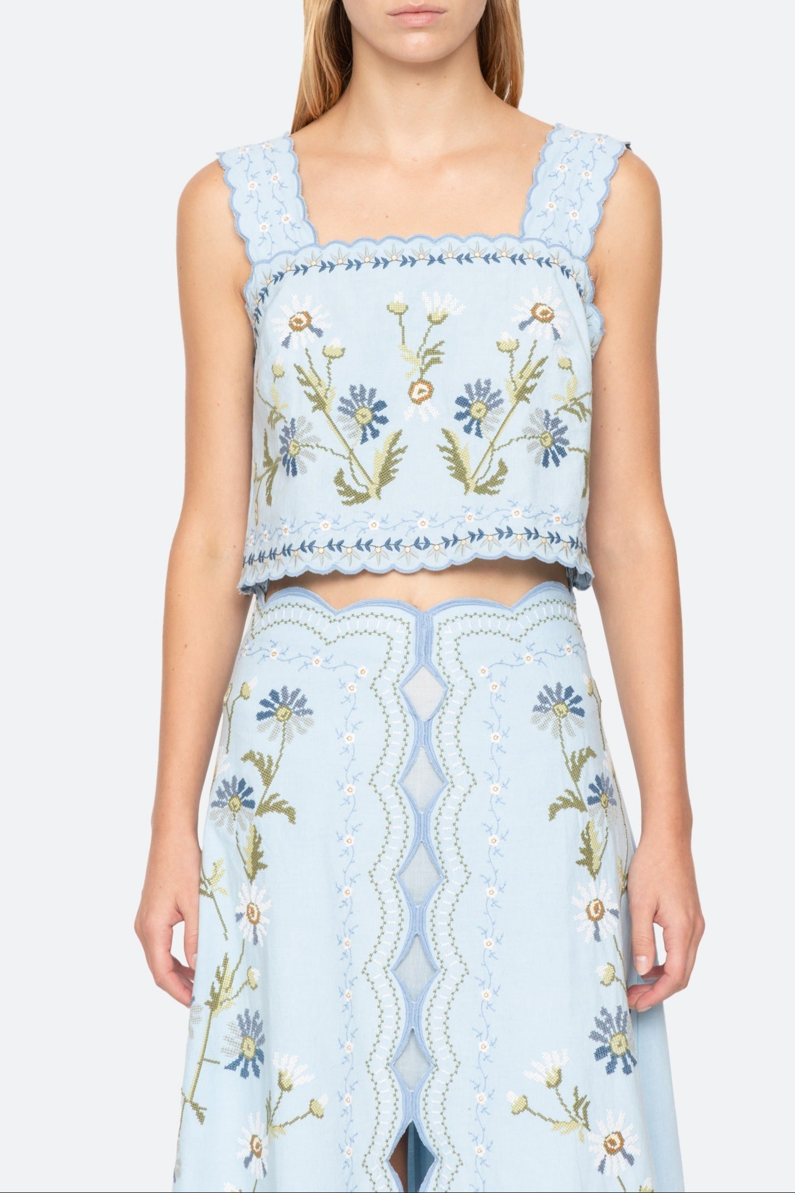 AUDRA EMBROIDERY TANK TOP (D2)