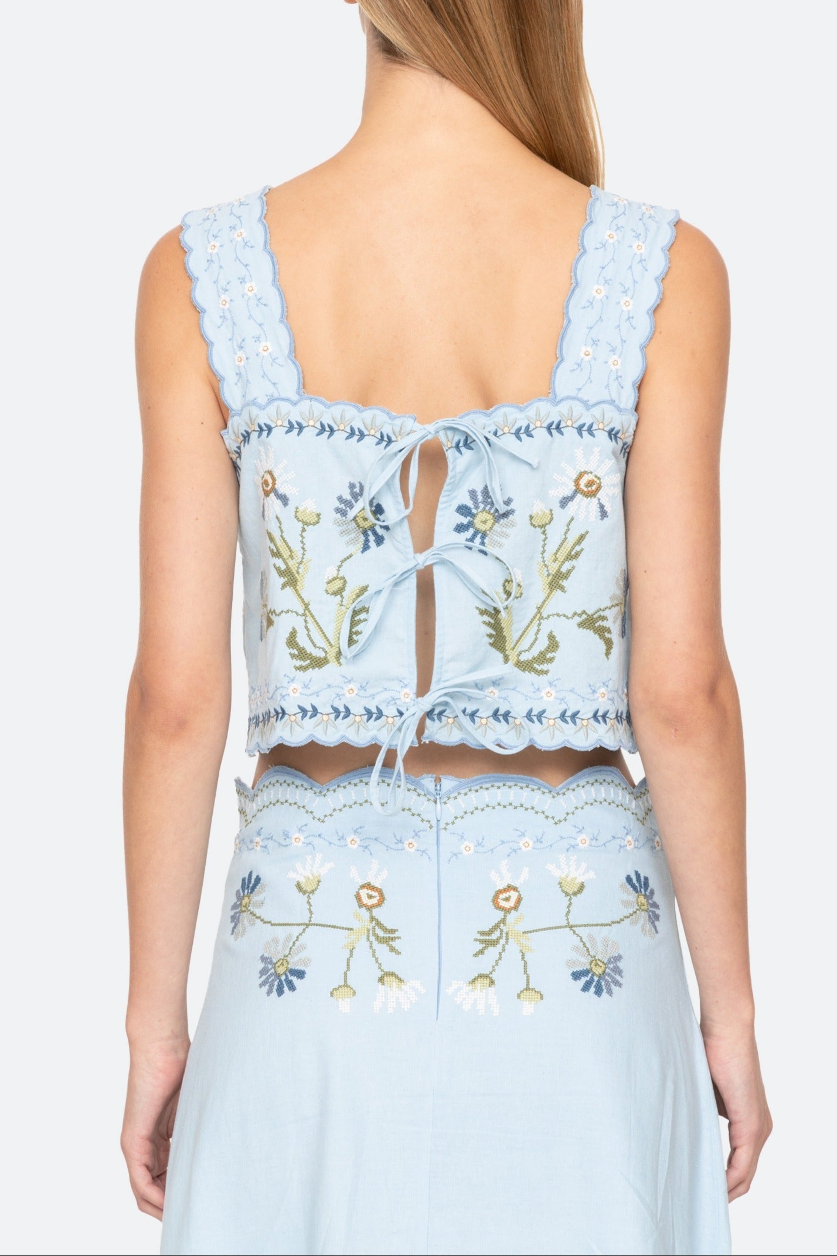 AUDRA EMBROIDERY TANK TOP (D2)