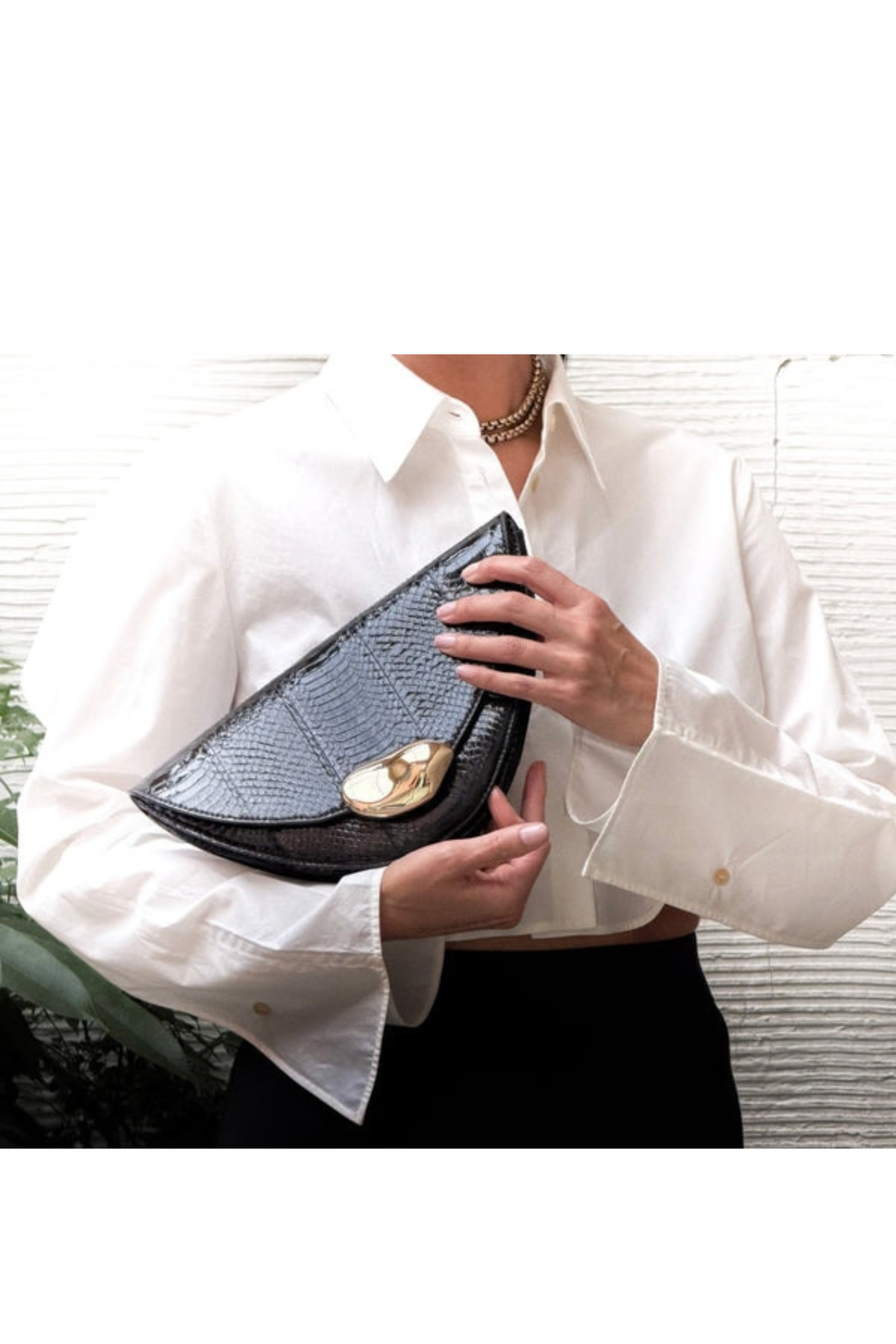The Orb 2.0 Chain Clutch - Black