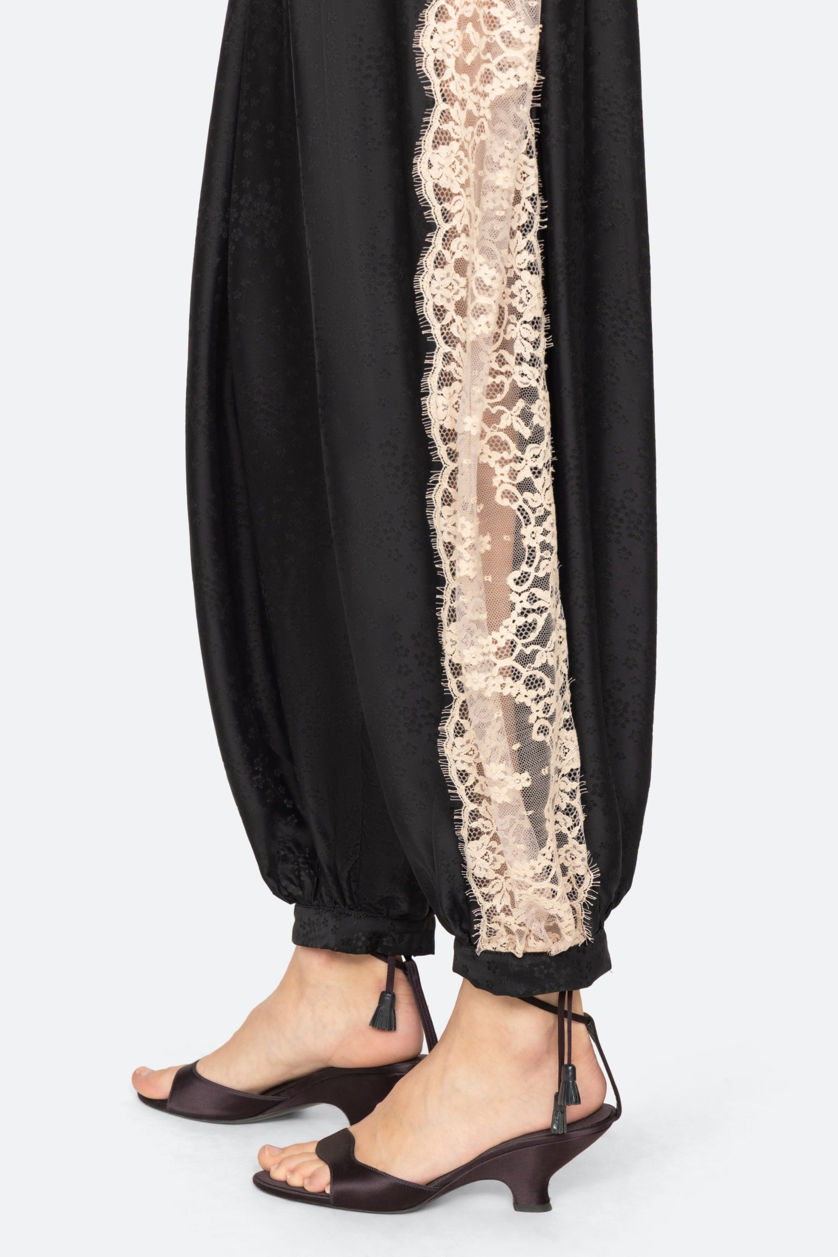 ETHEL SOLID BLOOMER PANTS (D1)