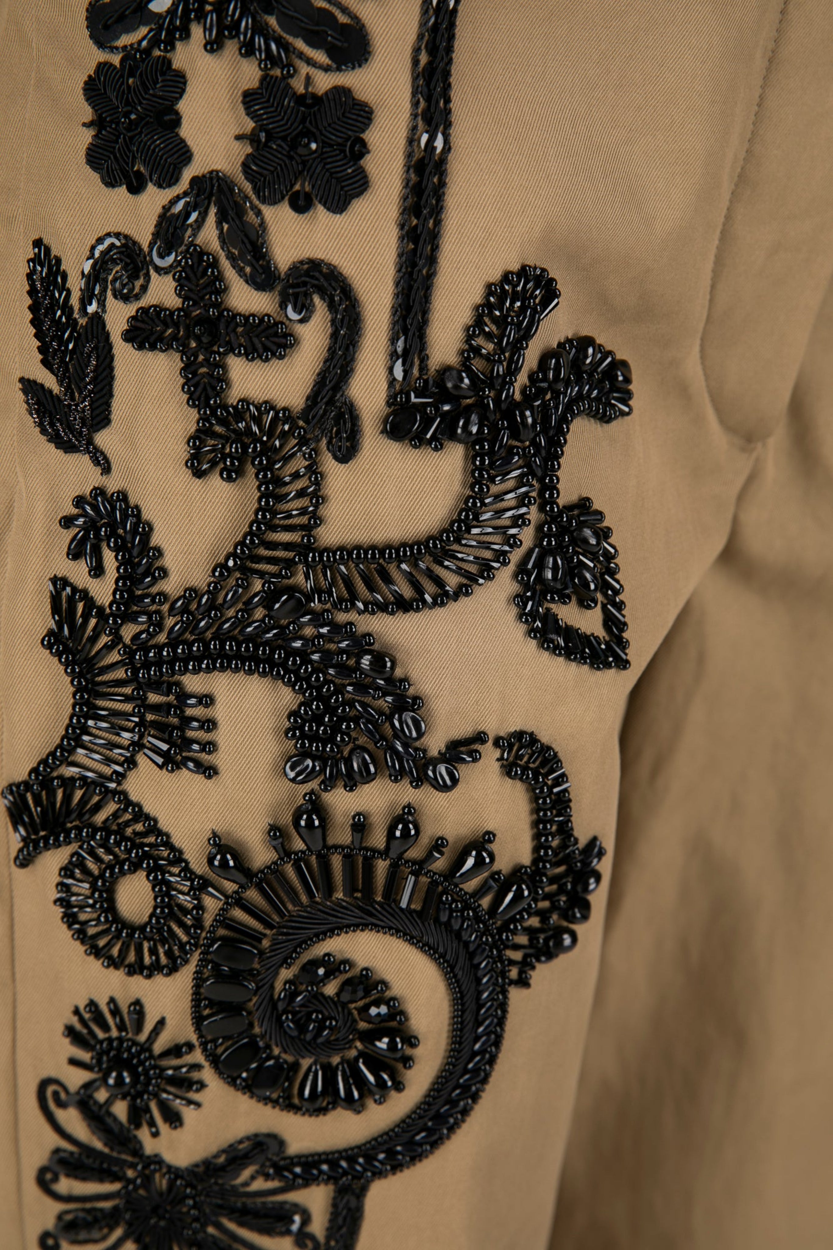 03235-PRISSY SH EMB 3103 W.W.PANTS