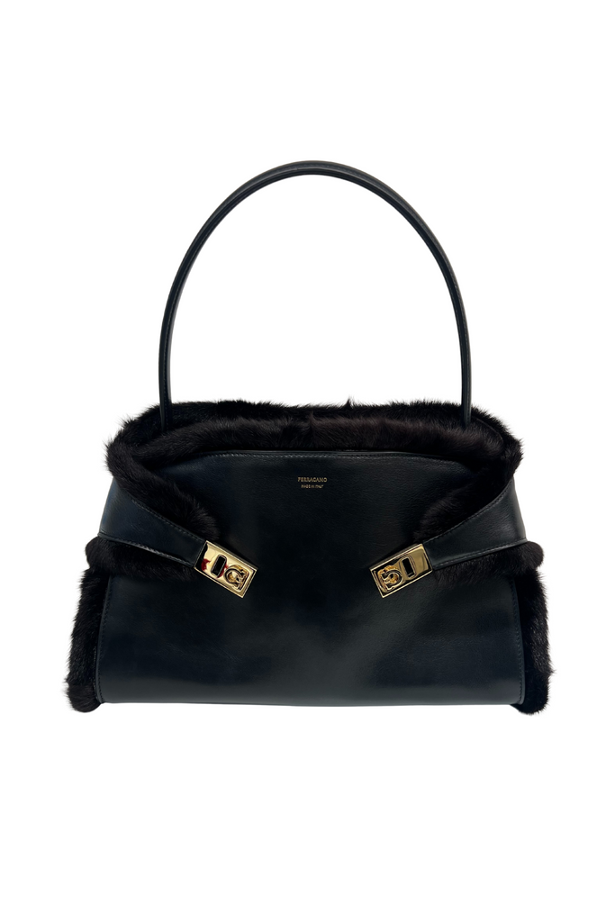 Hug Bag with Fur Piping