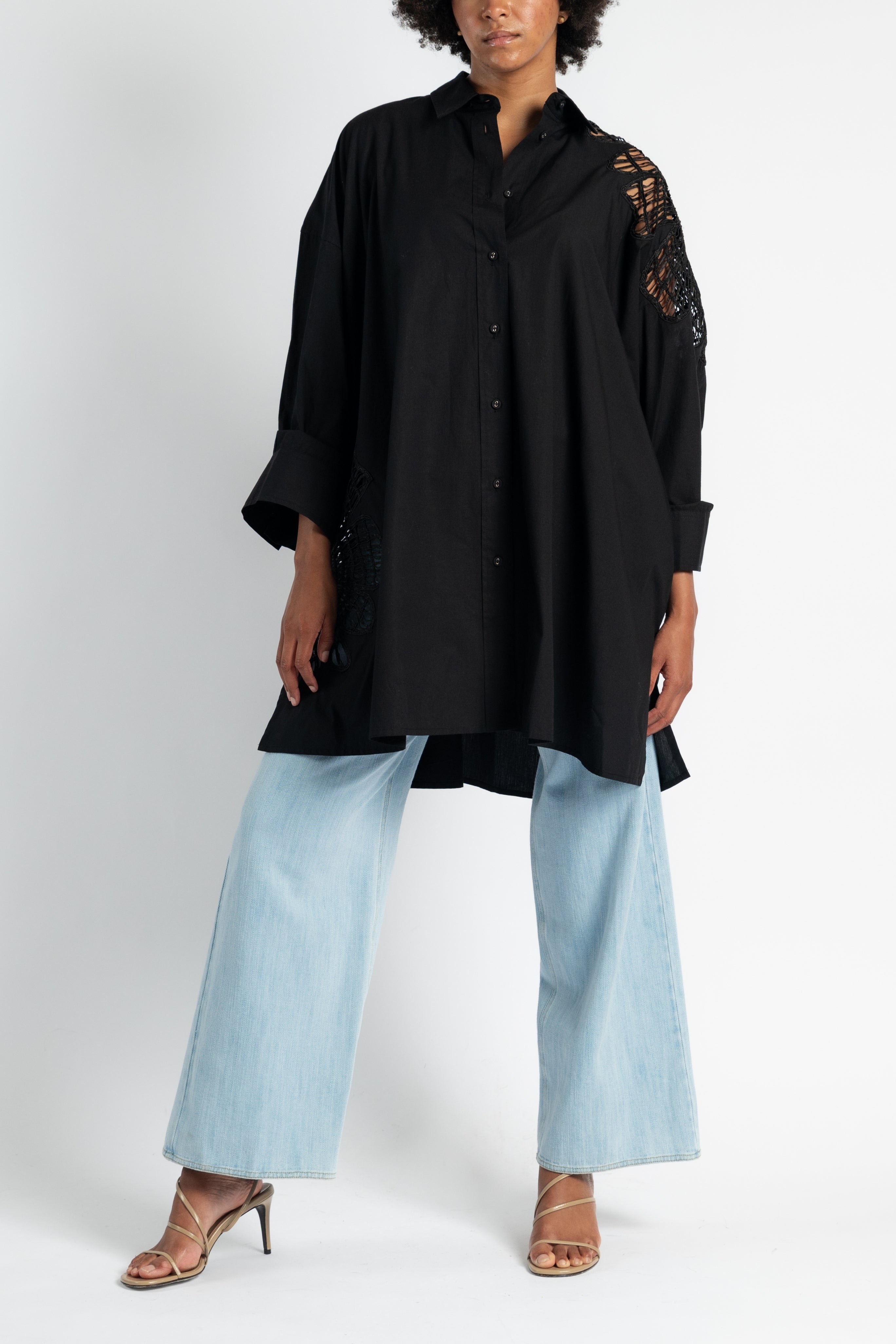 Botanical Flower Embroidery Shirt in Black