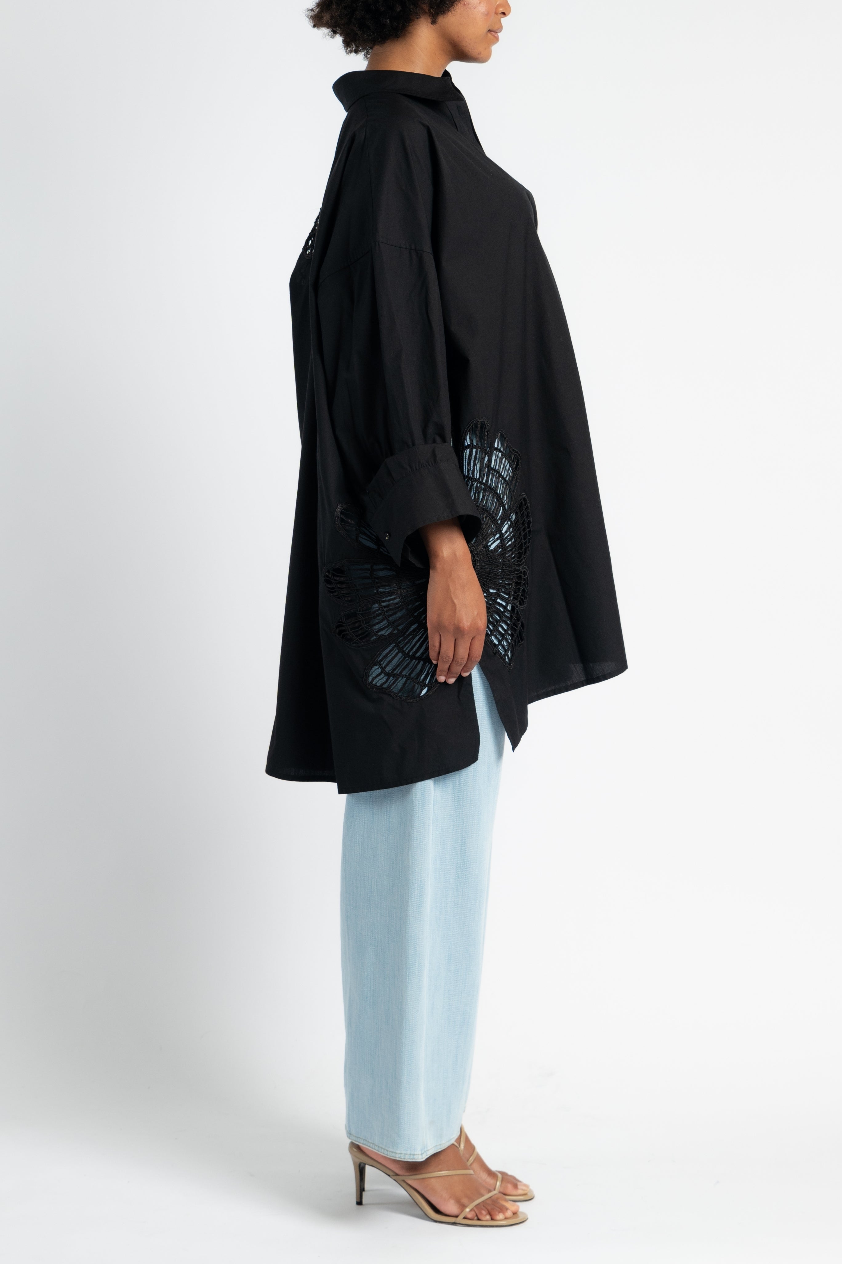 Botanical Flower Embroidery Shirt in Black