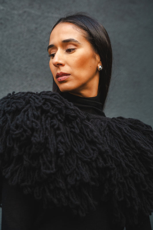 Fringe Collar in Black