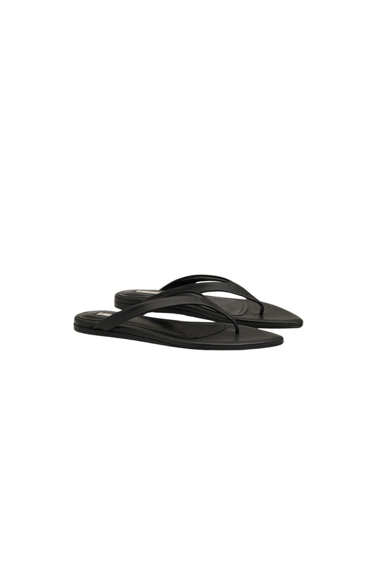 Pointed Toe Flip Flops - Black