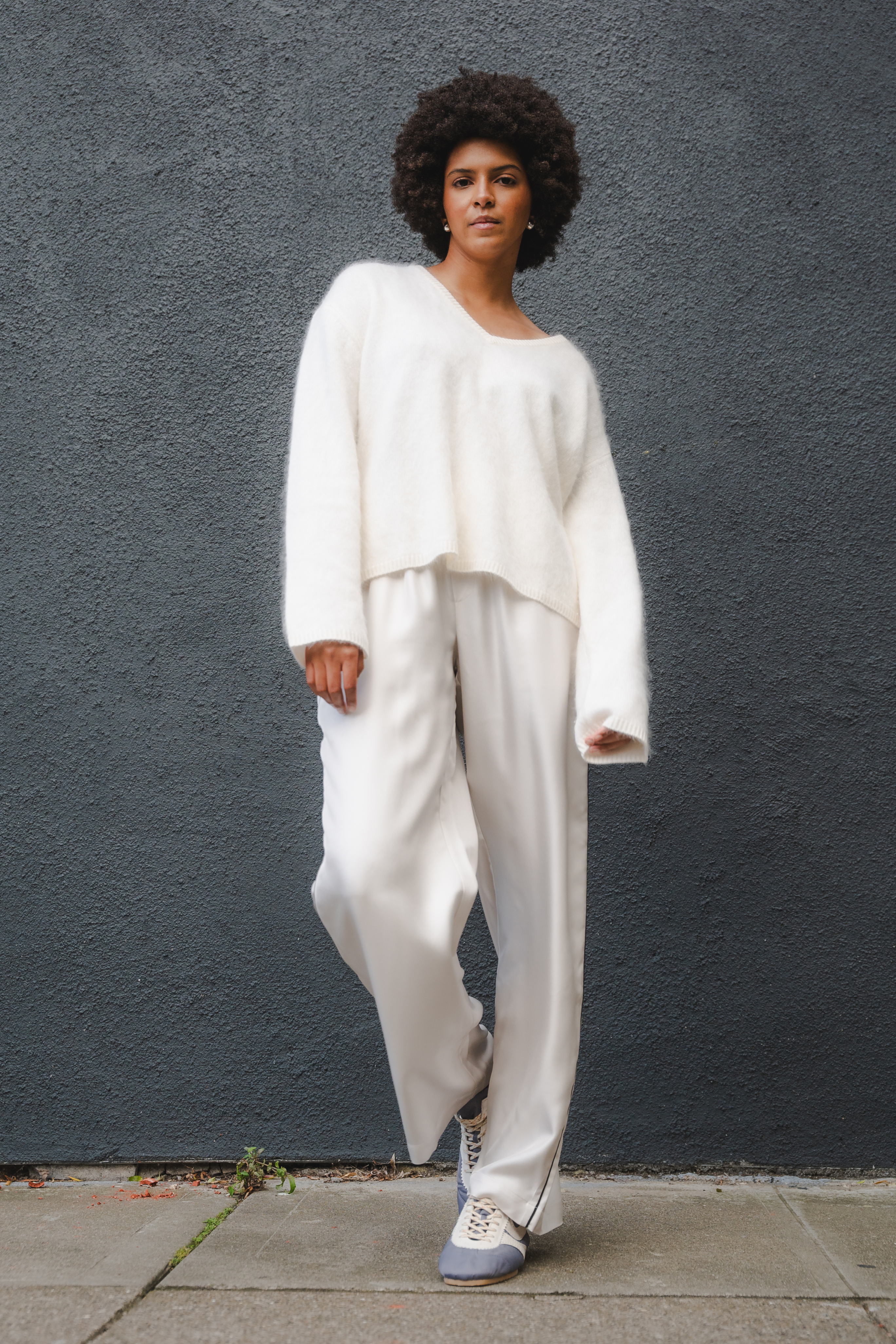 Wide Leg Trousers With Piping Detail in White