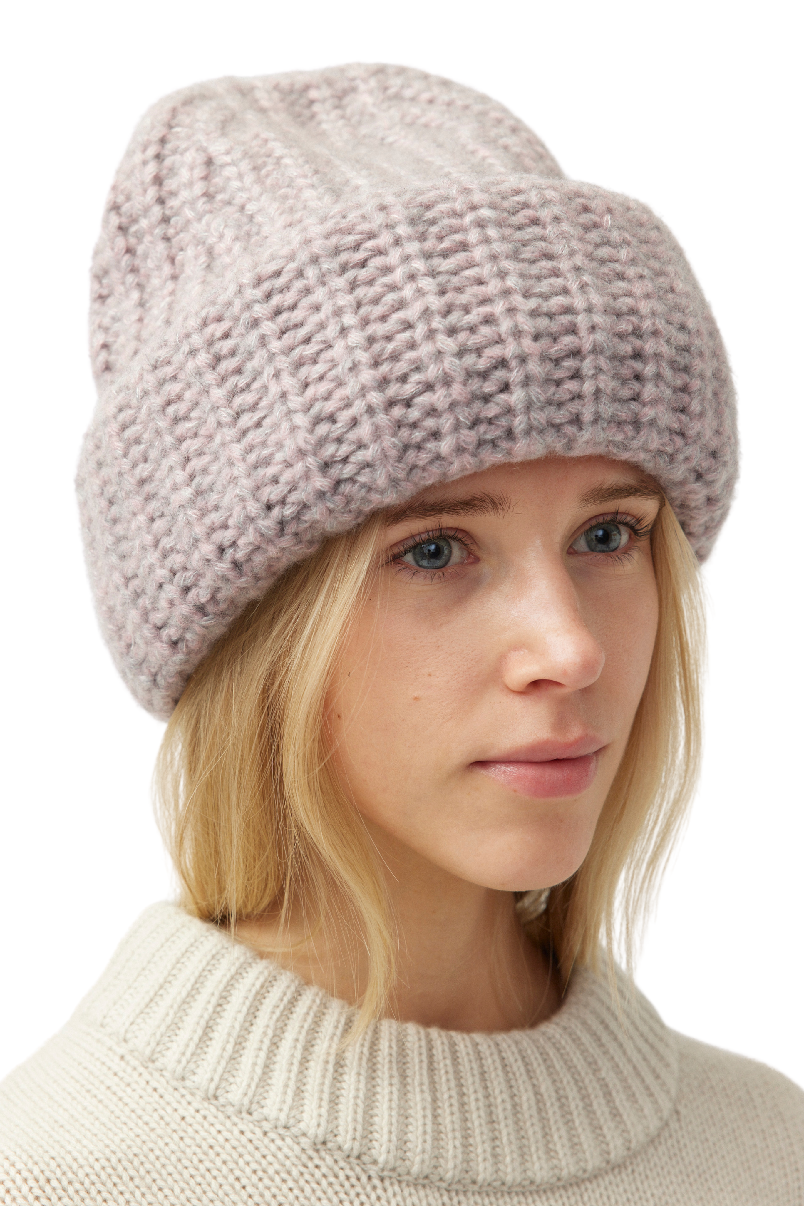 Becka Soft Pink Beanie