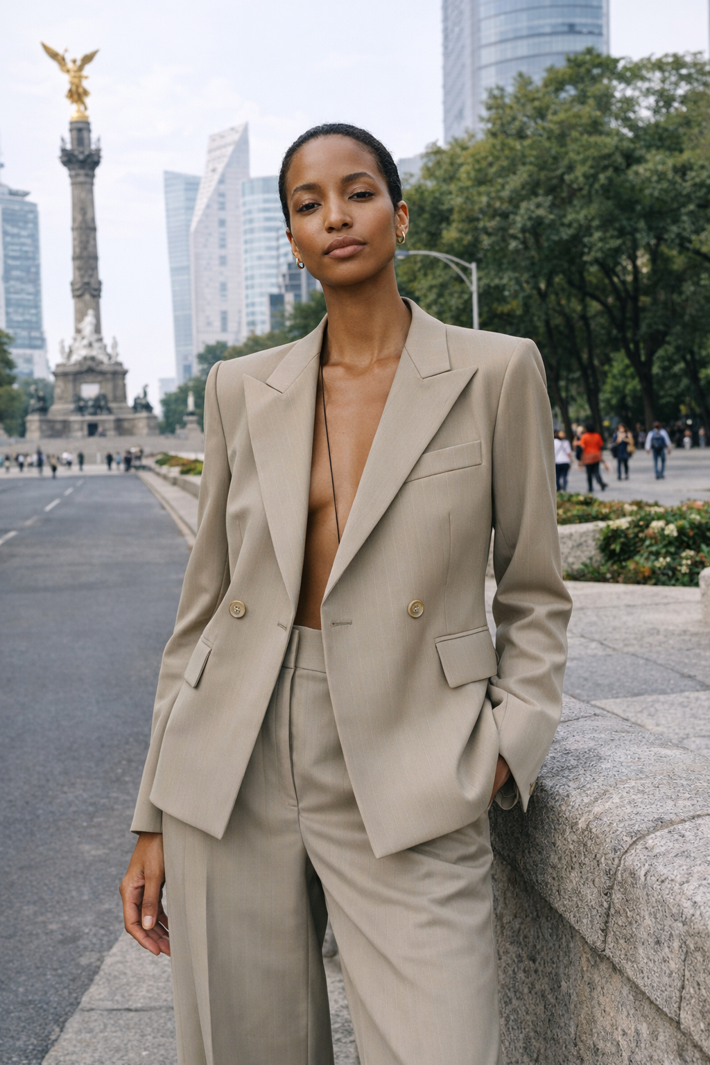 Tuxedo Blazer - Beige