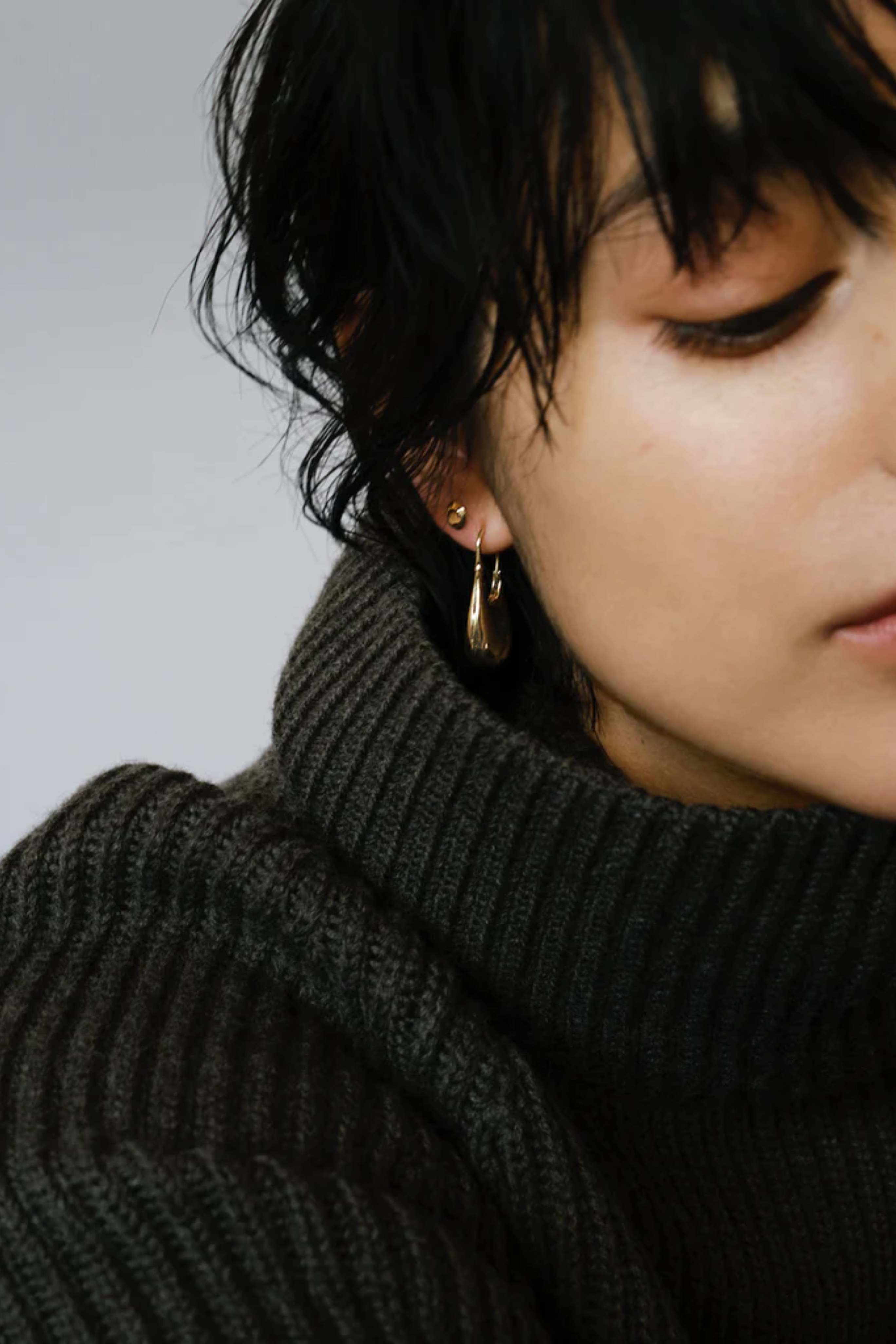 KINRADEN Doric Gold Earring