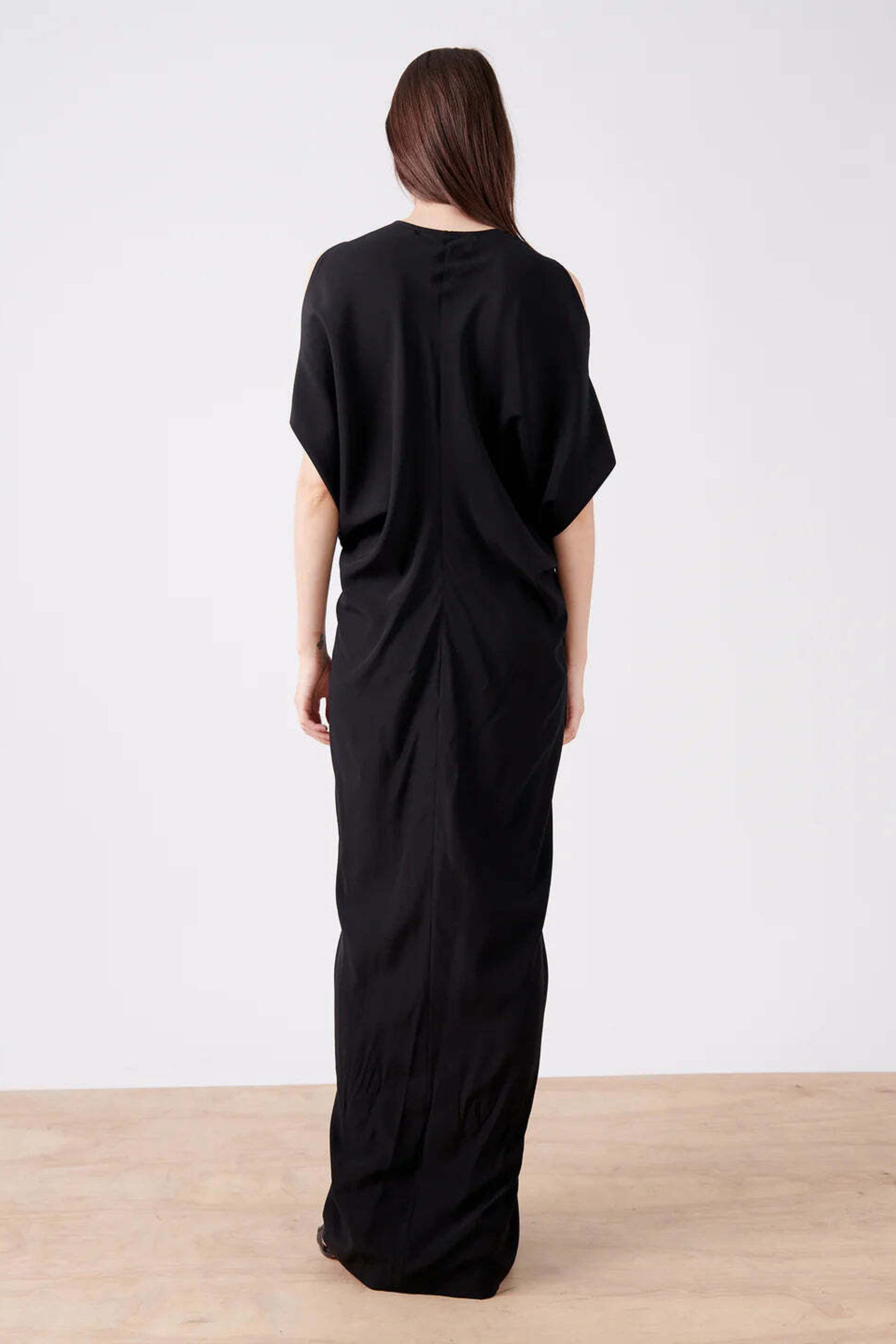 Long Miu Dress in Black