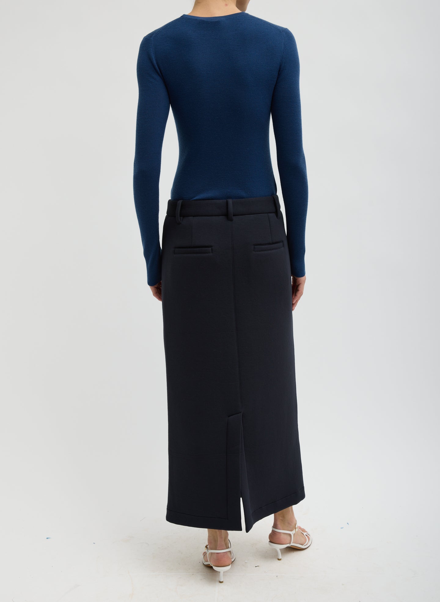 FEATHER WEIGHT RIBBED SWEATER CREWNECK PULLOVER