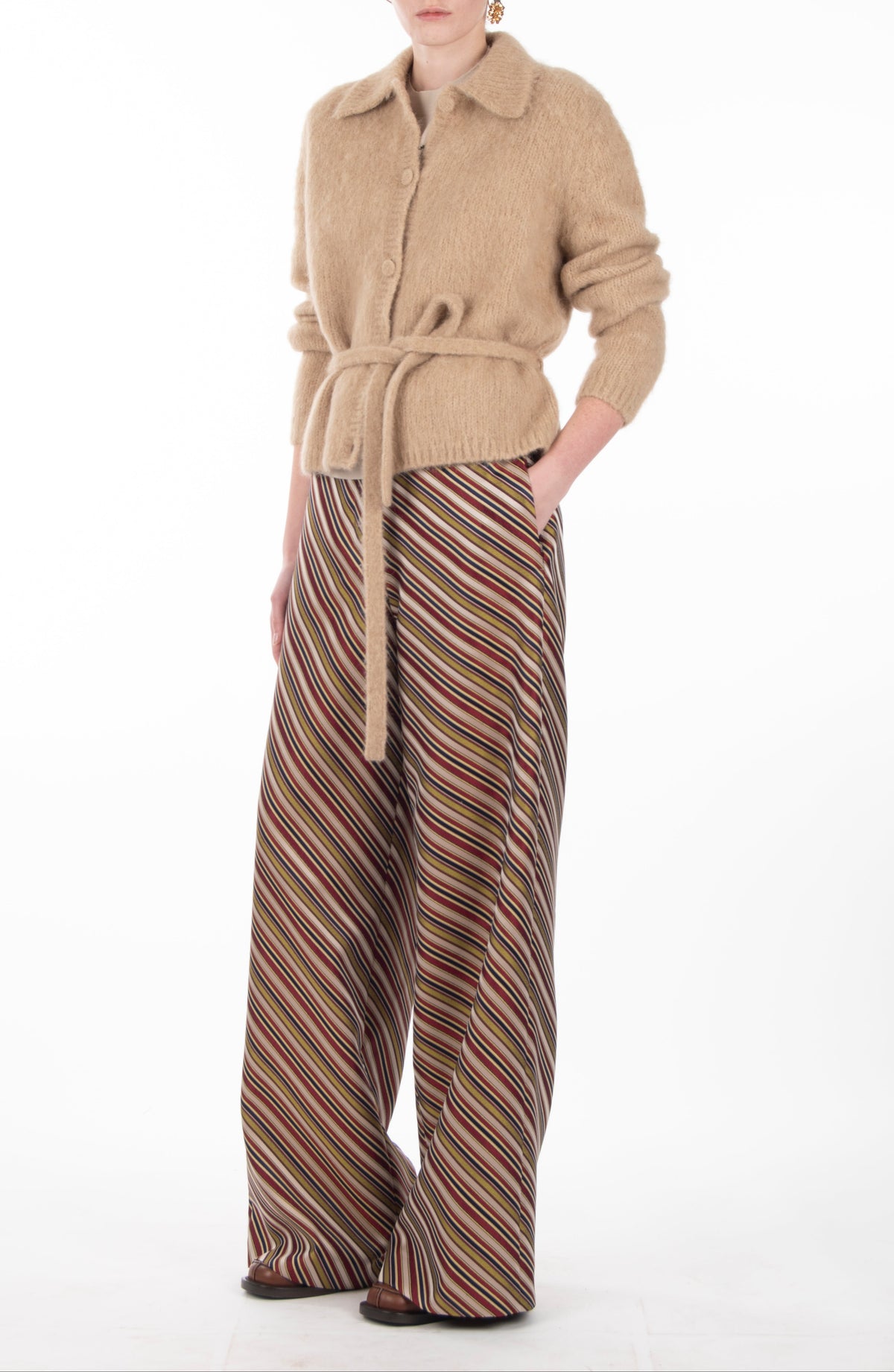 08520-TOCO 4709 W.K.CARDIGAN