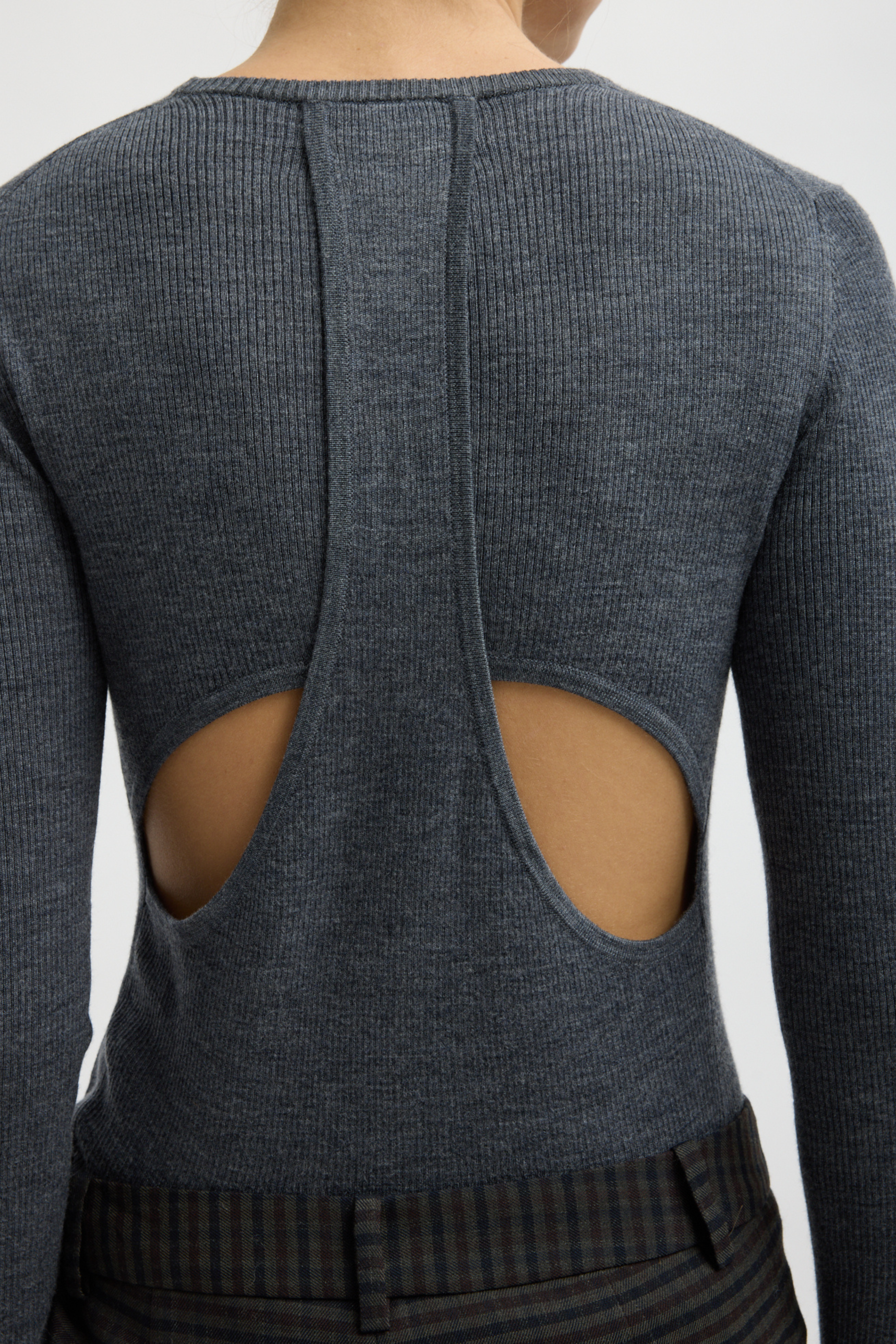 Feather Weight Ribbed Sweater Crewneck Pullover - Charcoal Grey