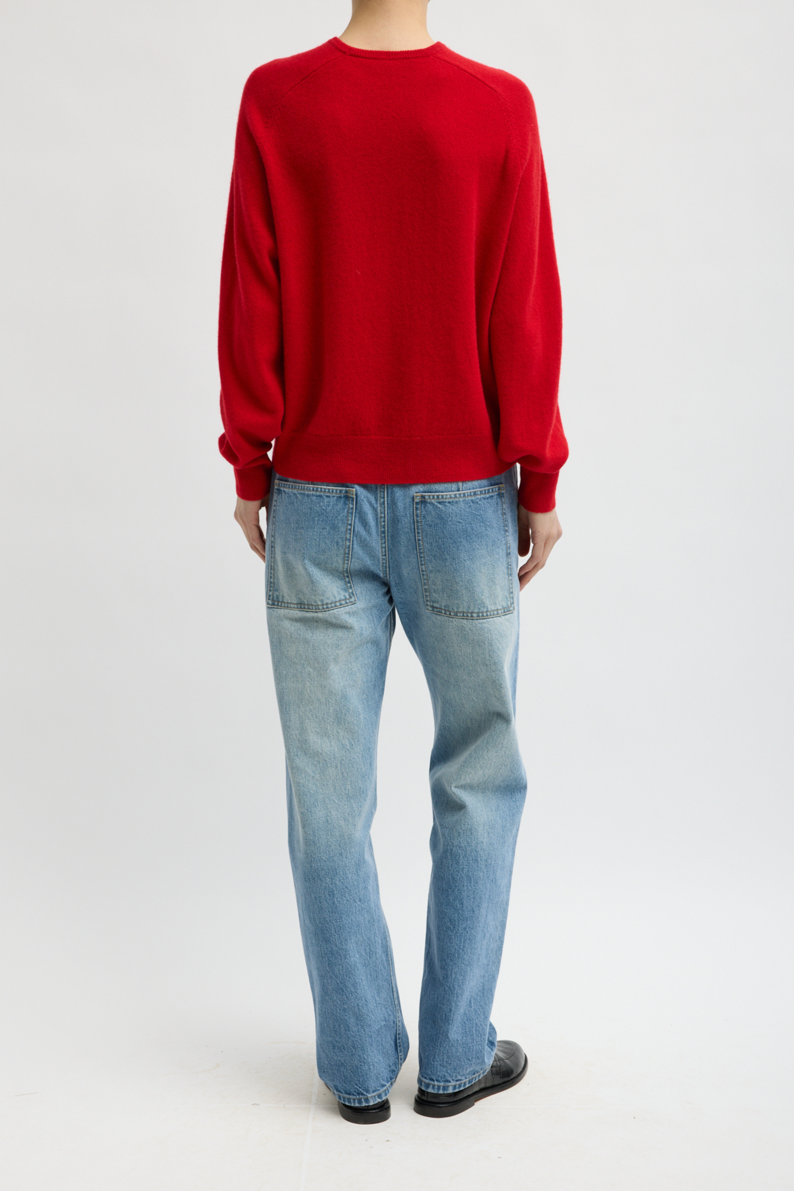 Feather Weight Cashmere Crewneck Sweater