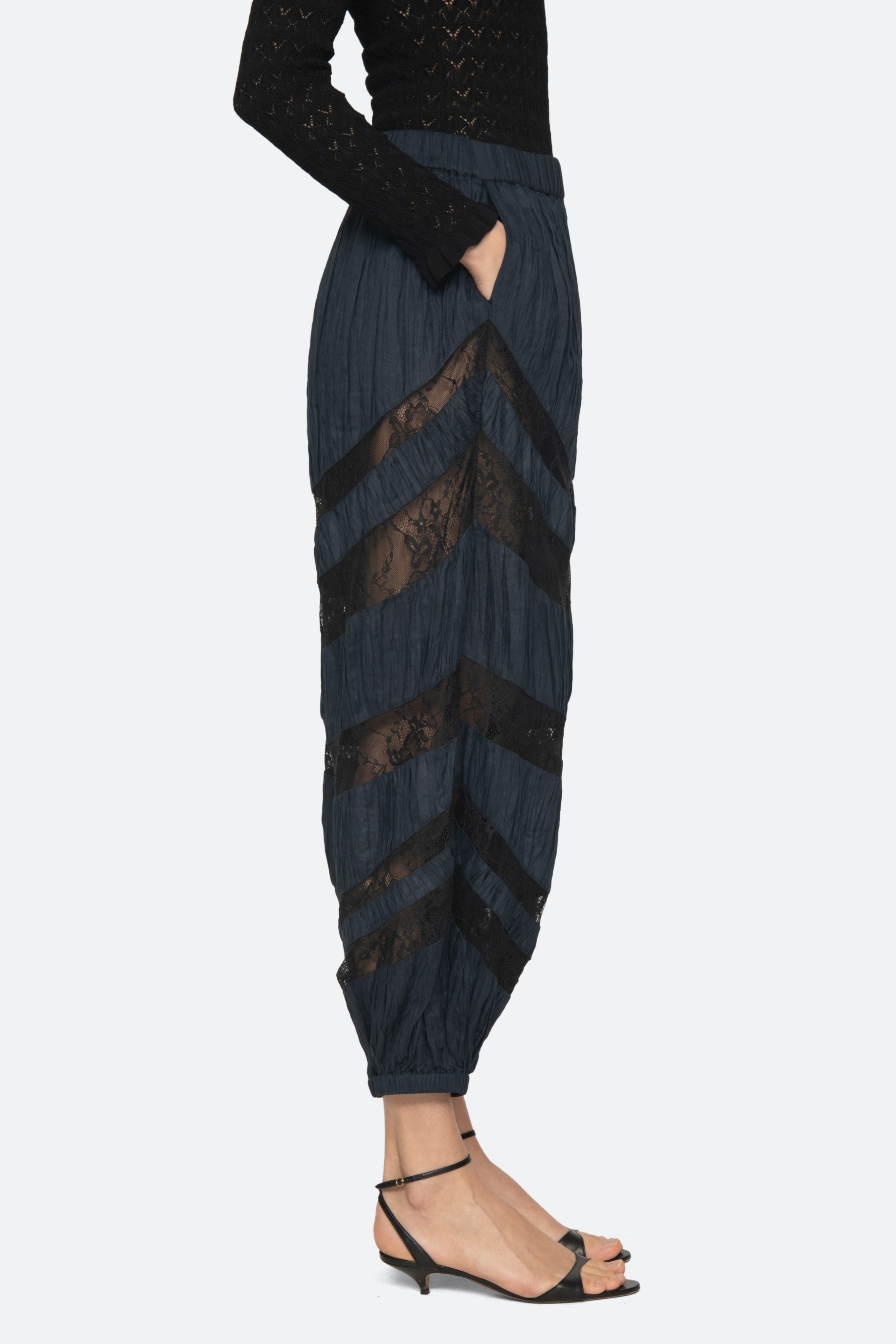 Margaret Solid Balloon Pants
