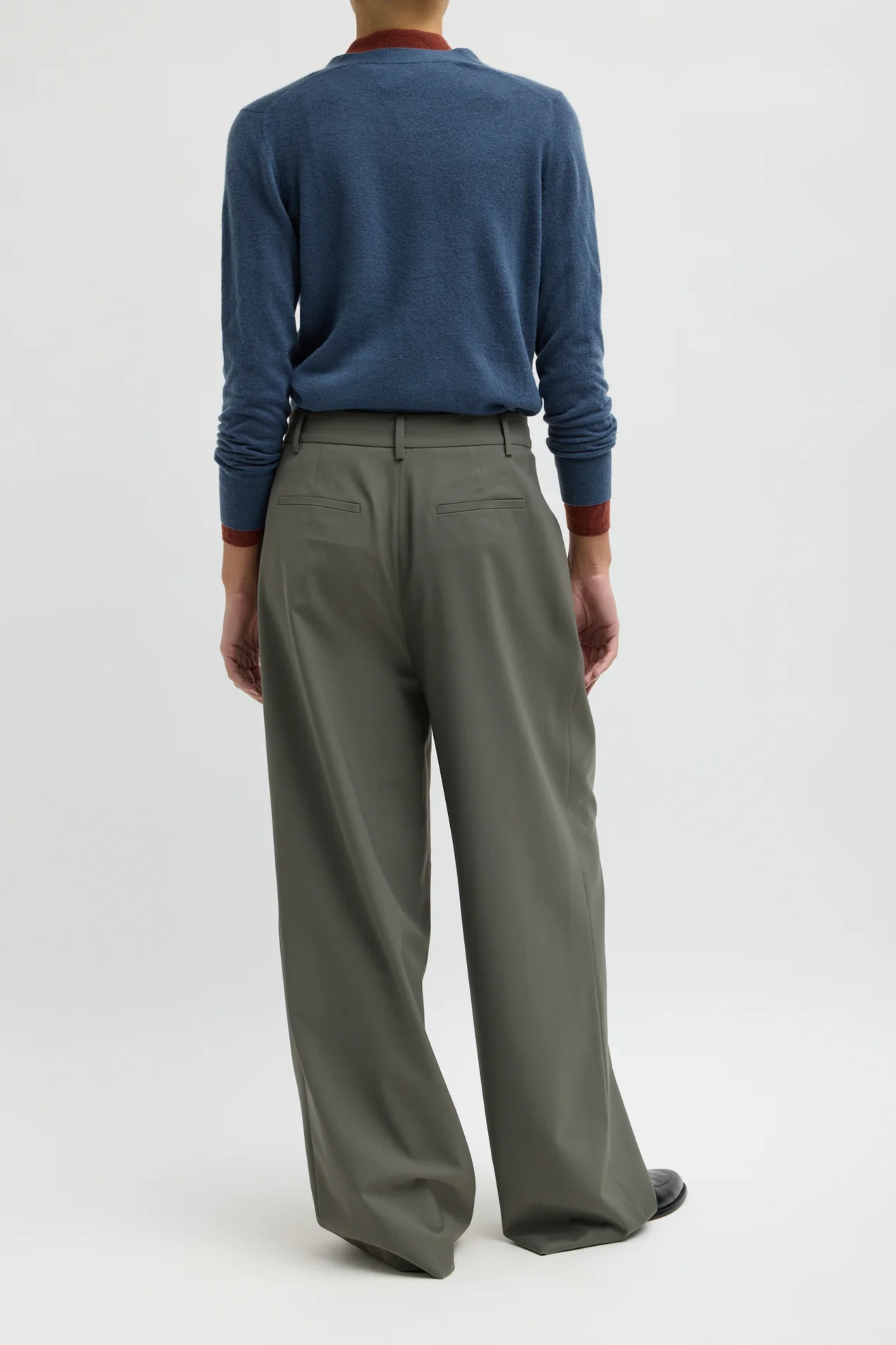 Faeduardo Tropical Wool Stella Pant - Dark Stone